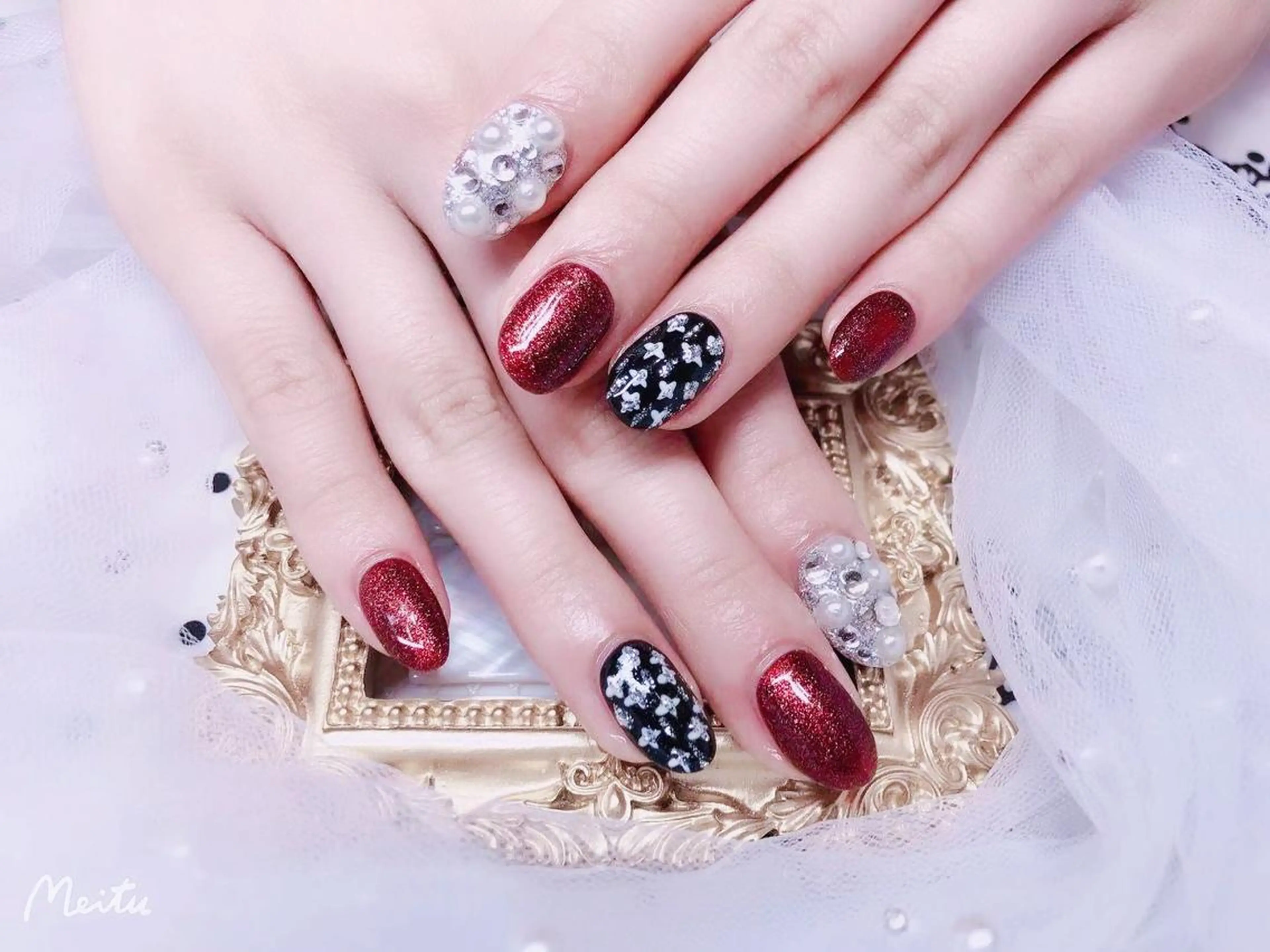 ネイル ハンドネイル マジック ミラーのネイルデザイン