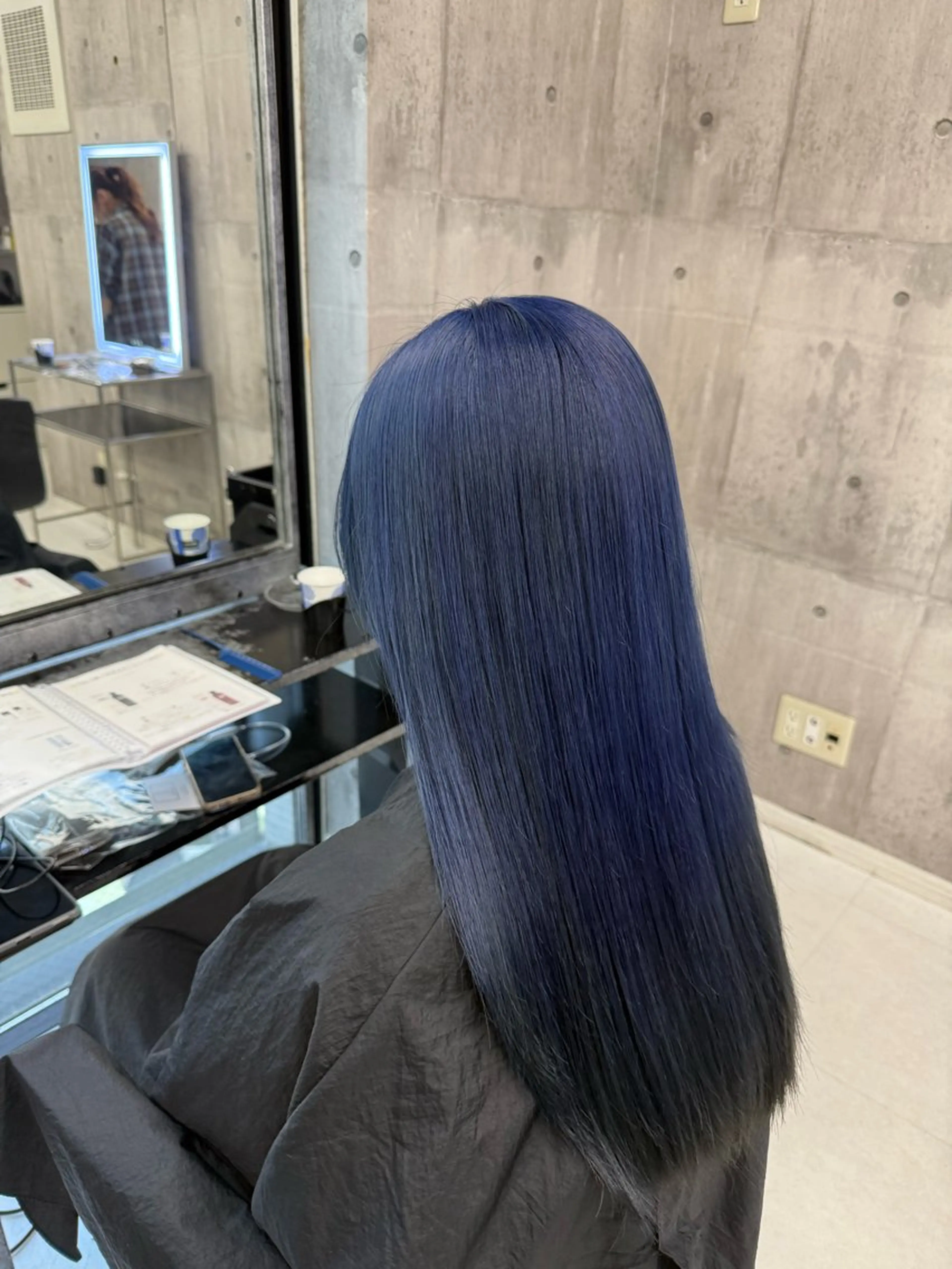 セミロング カラー メンズ ネイビーカラー ヘアカラー トリートメント ☁️かずき☁️青.紫 推し活カラー💫のヘアスタイル