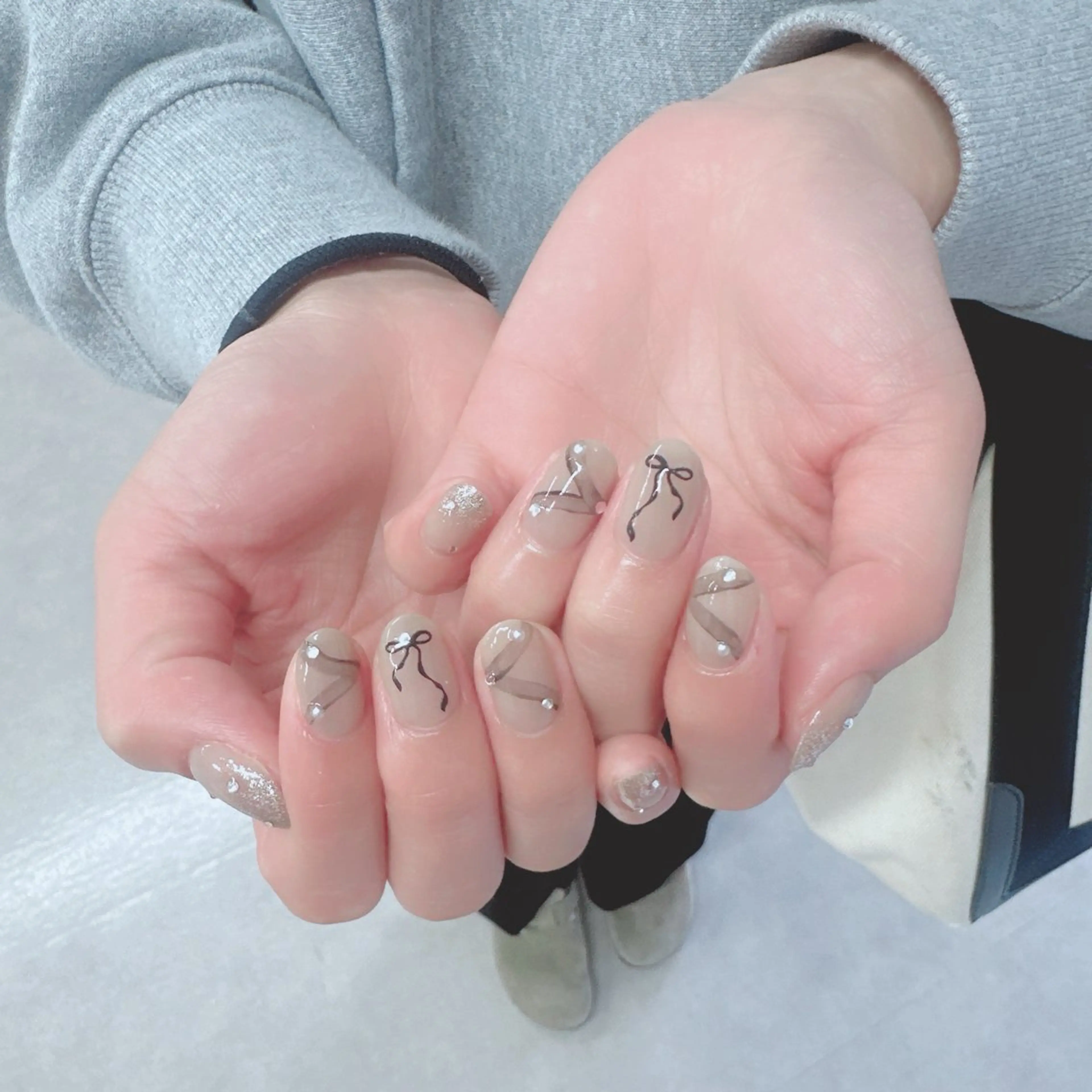 ネイル アートネイル ジェルネイル グラデーション キラキラネイル ラメ(グリッター) ハンドネイル Viola. 優花のネイルデザイン