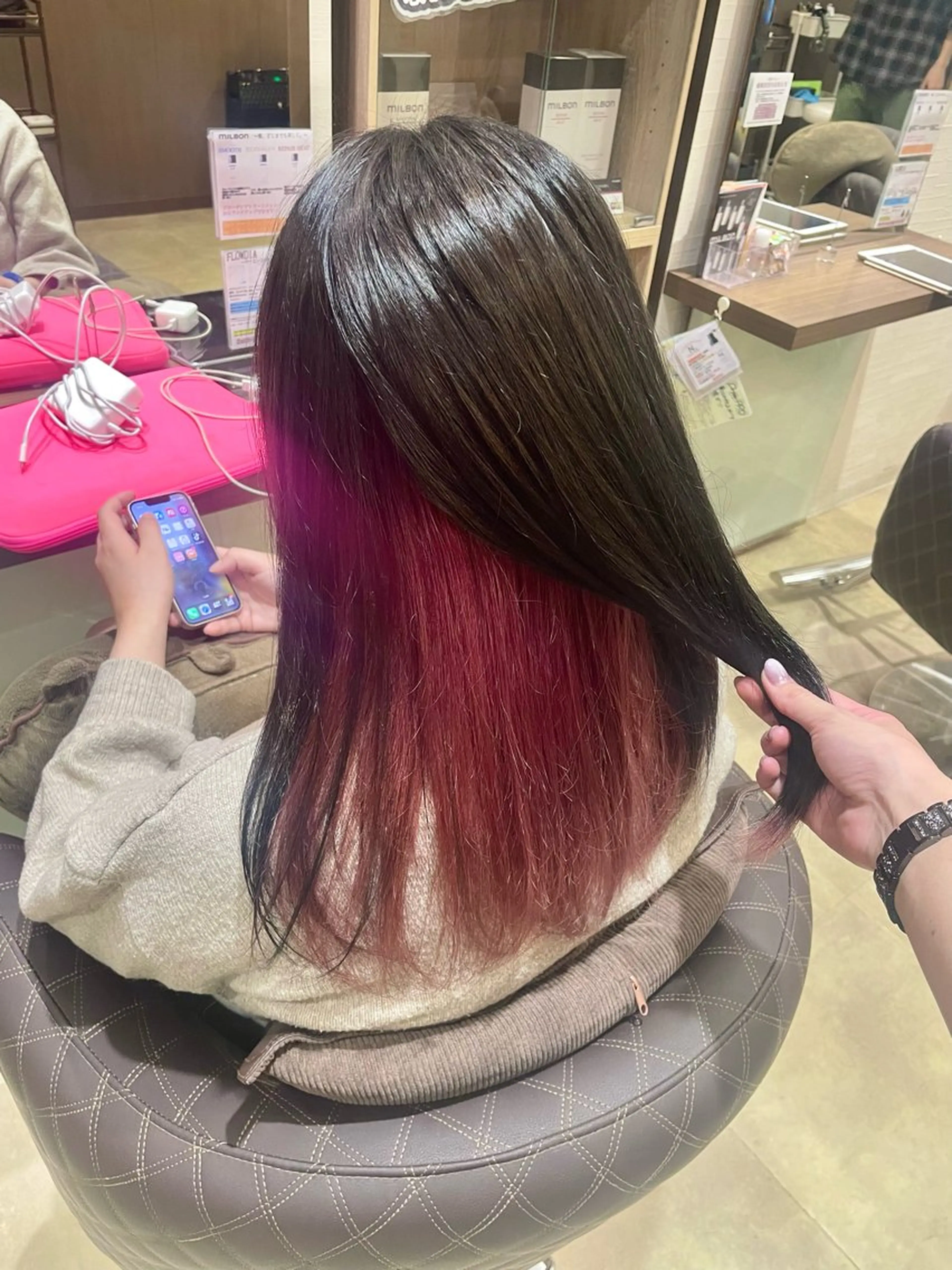 カラー インナーカラー ピンクカラー MICHIRU 🐈‍⬛💞のヘアスタイル