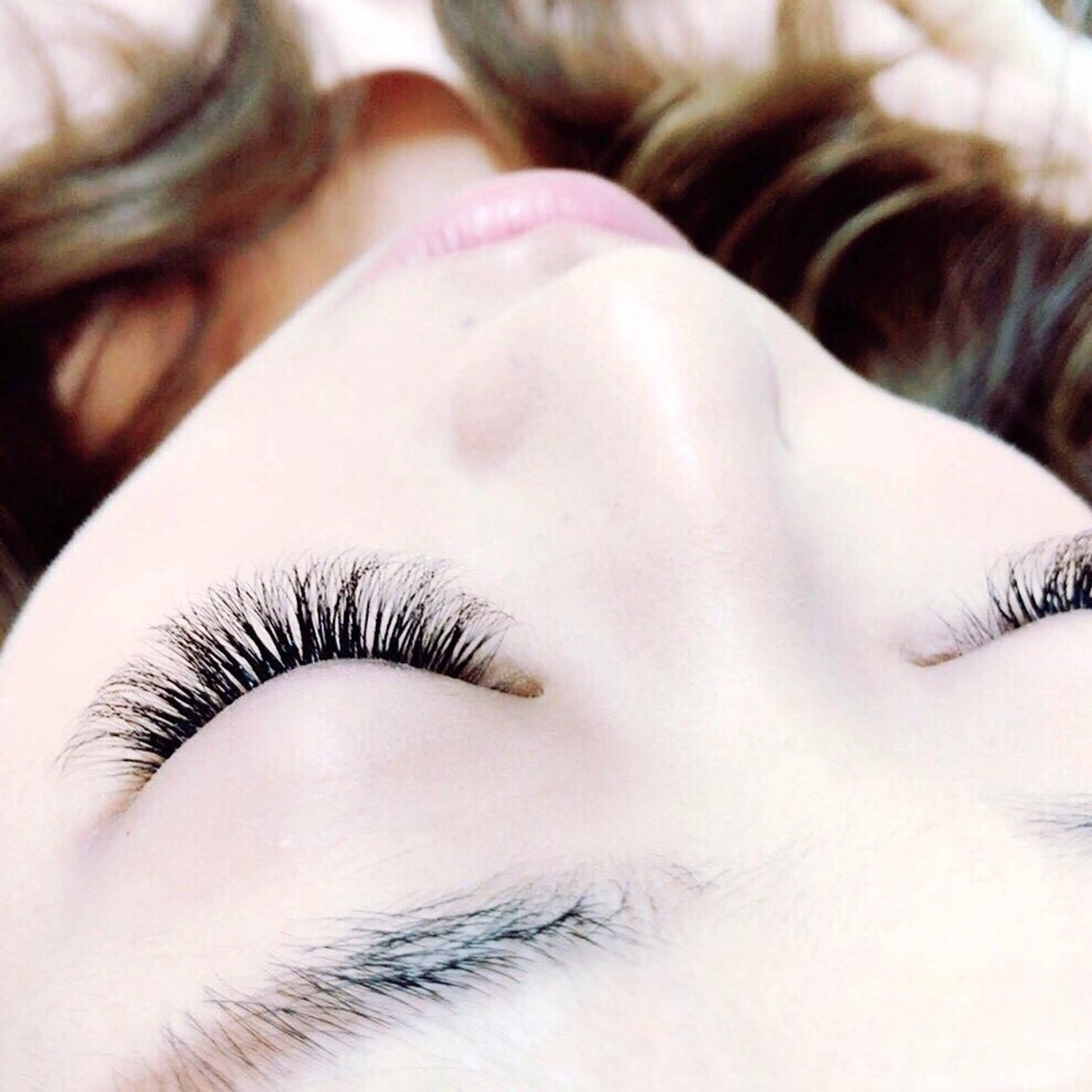 【LED】3Dボリュームラッシュ300本まで付け放題の写真