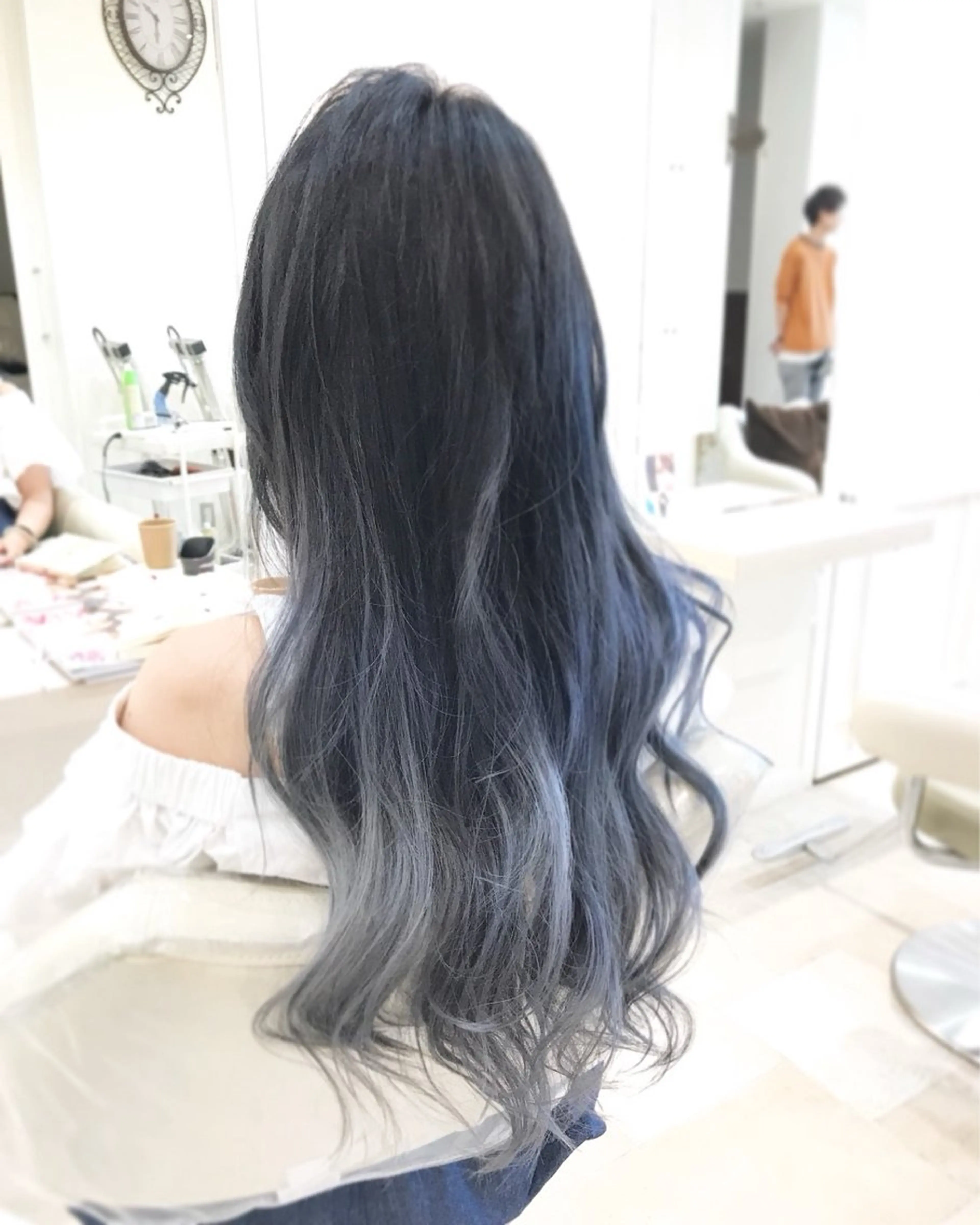 カラー 齋藤 艶珠のヘアスタイル