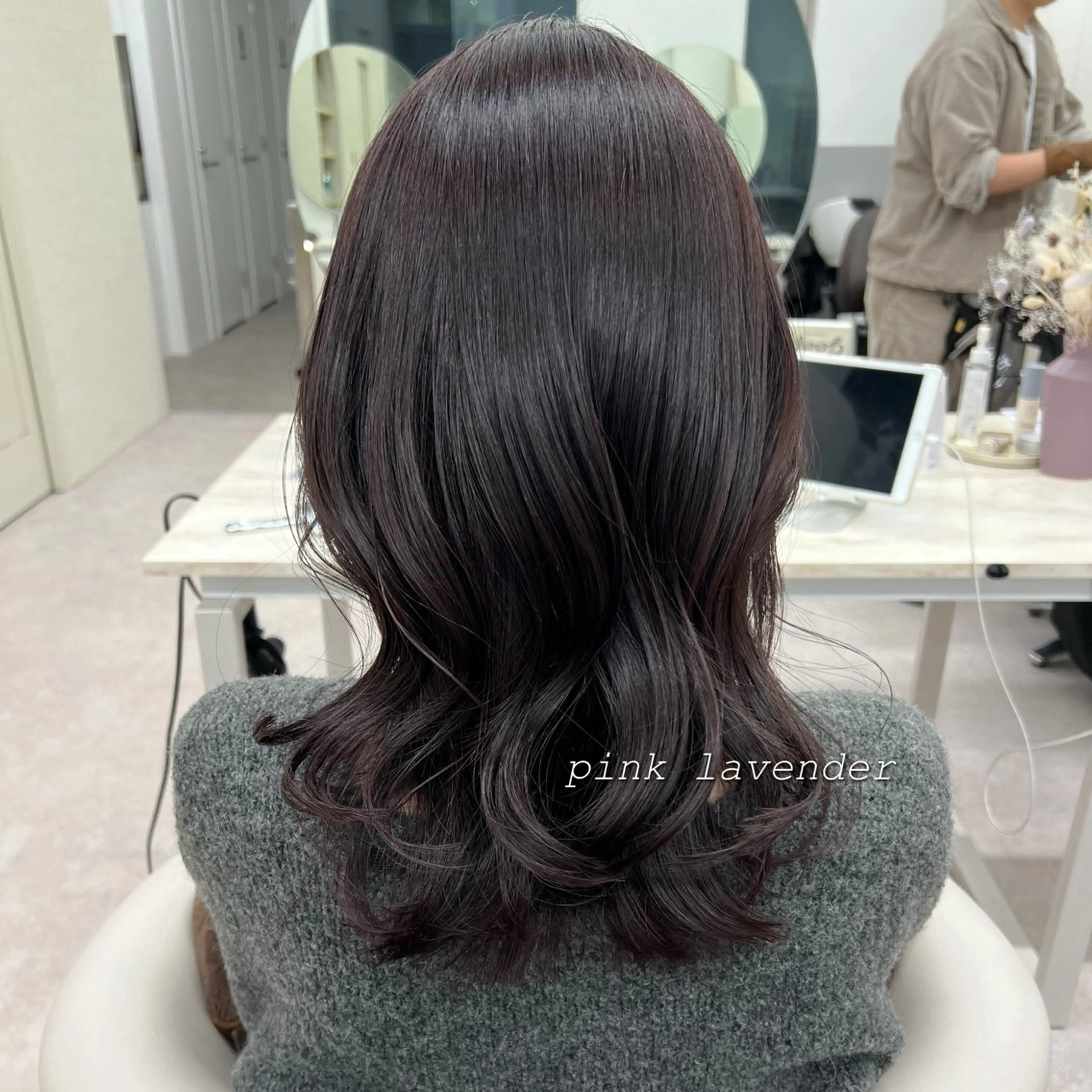 セミロング カラー 美髪矯正/髪質改善/ 艶髪🤍伊藤梨紗のヘアスタイル