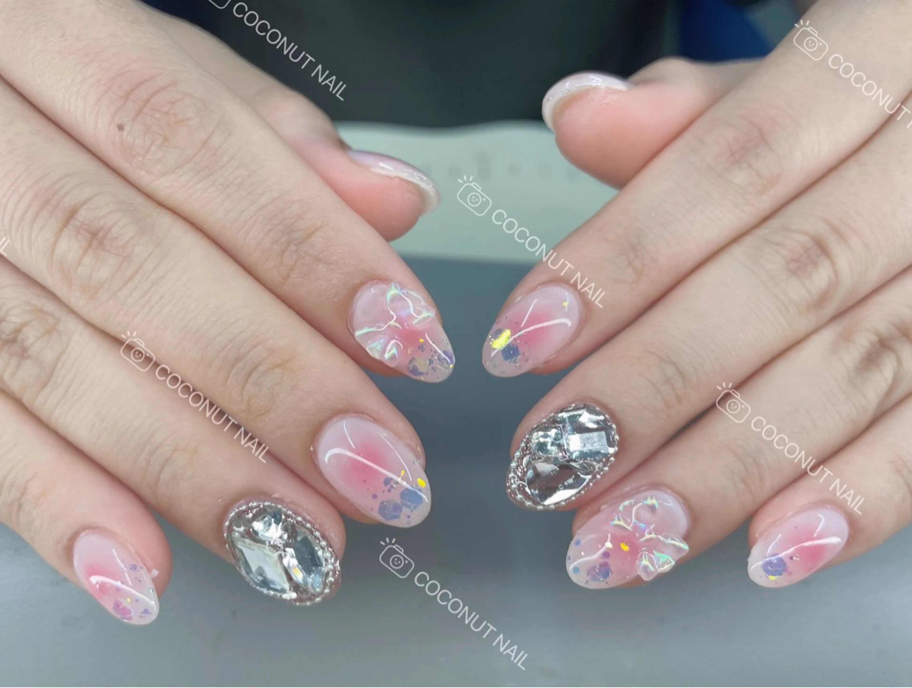 ネイル ハンドネイル 神田 ココナッツのネイルデザイン