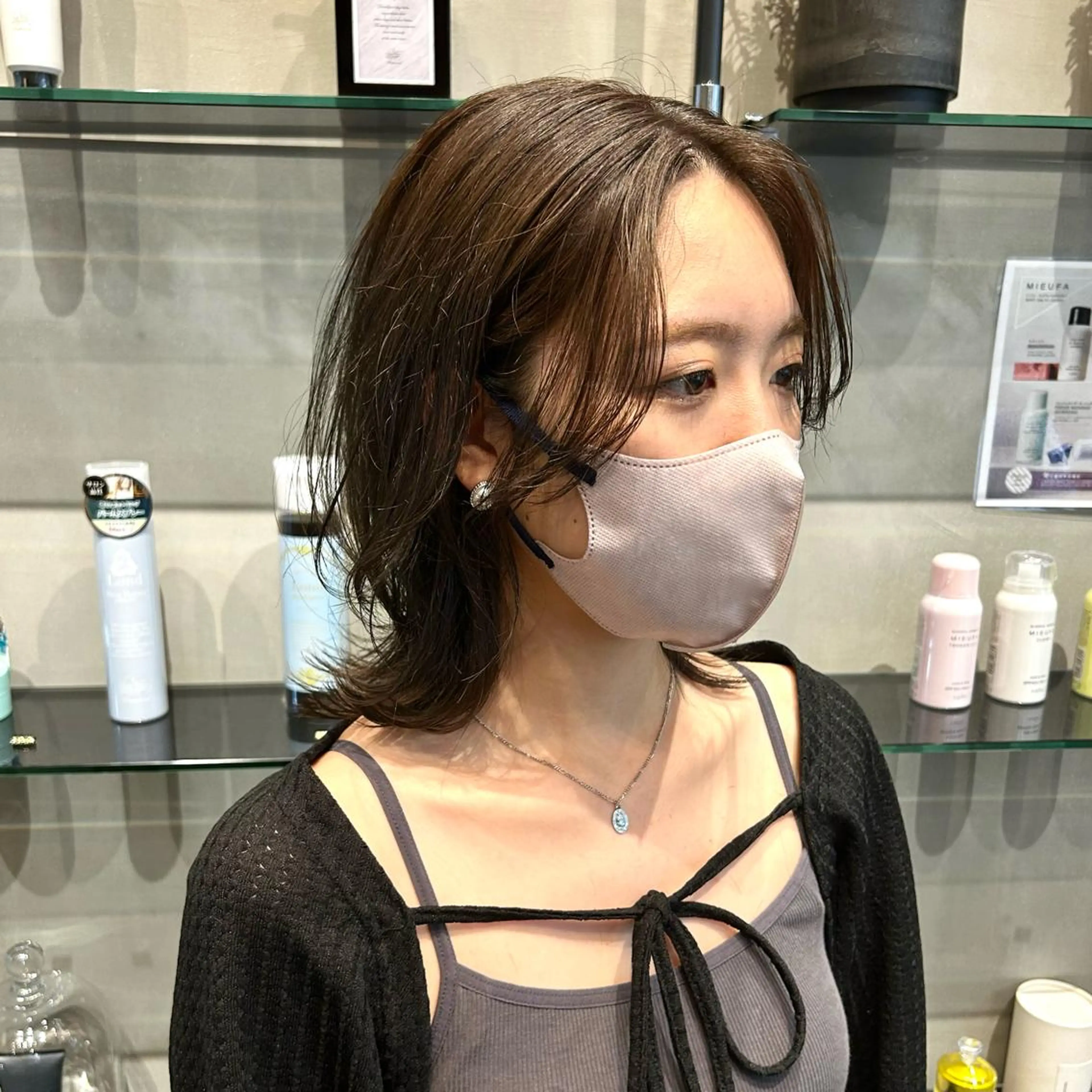 ミディアム 縮毛矯正・似合わせ タナカ レイヤのヘアスタイル