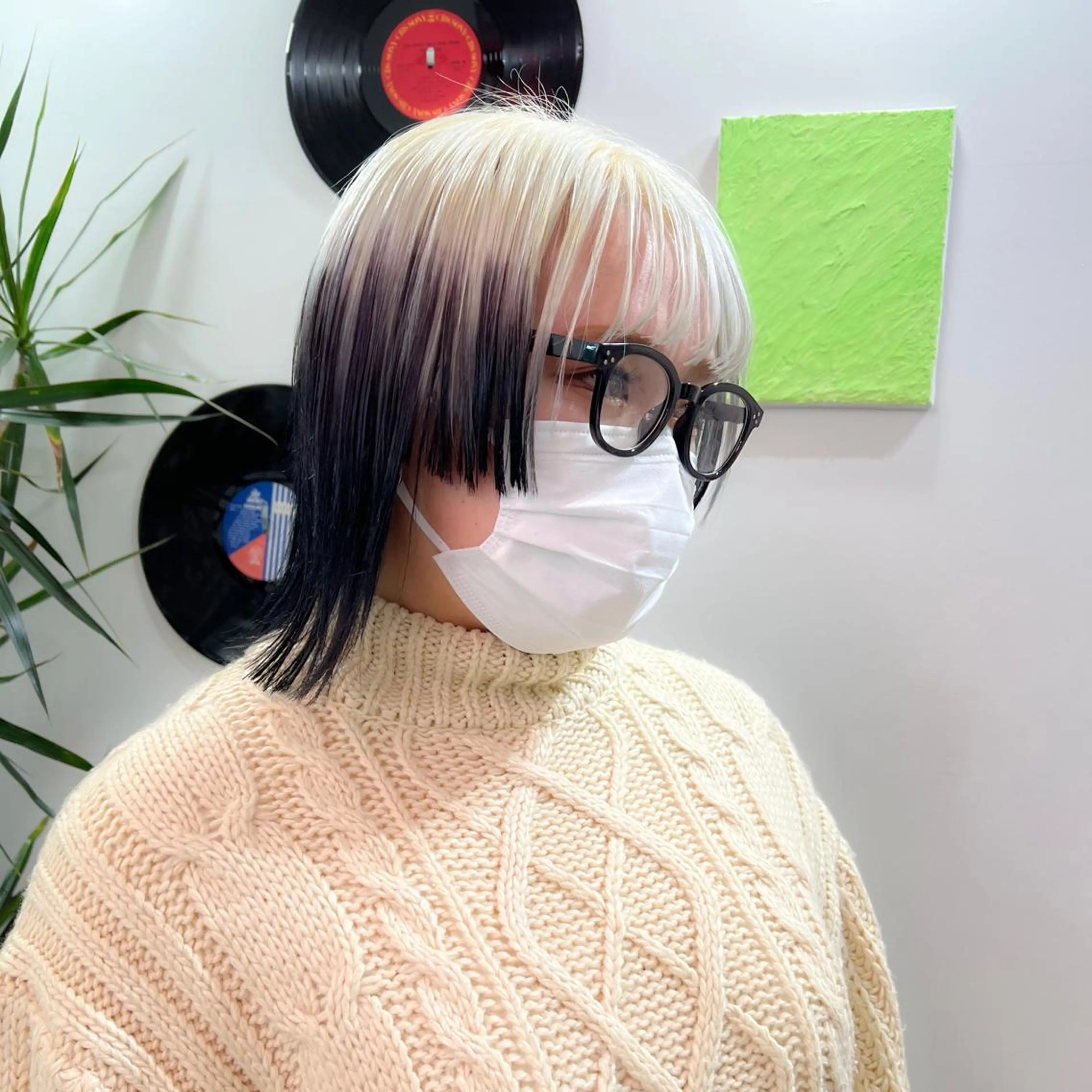 ショート カラー ヘアアレンジ 🧨ブリーチー×ボブ レイヤー💎じゅえるのヘアスタイル