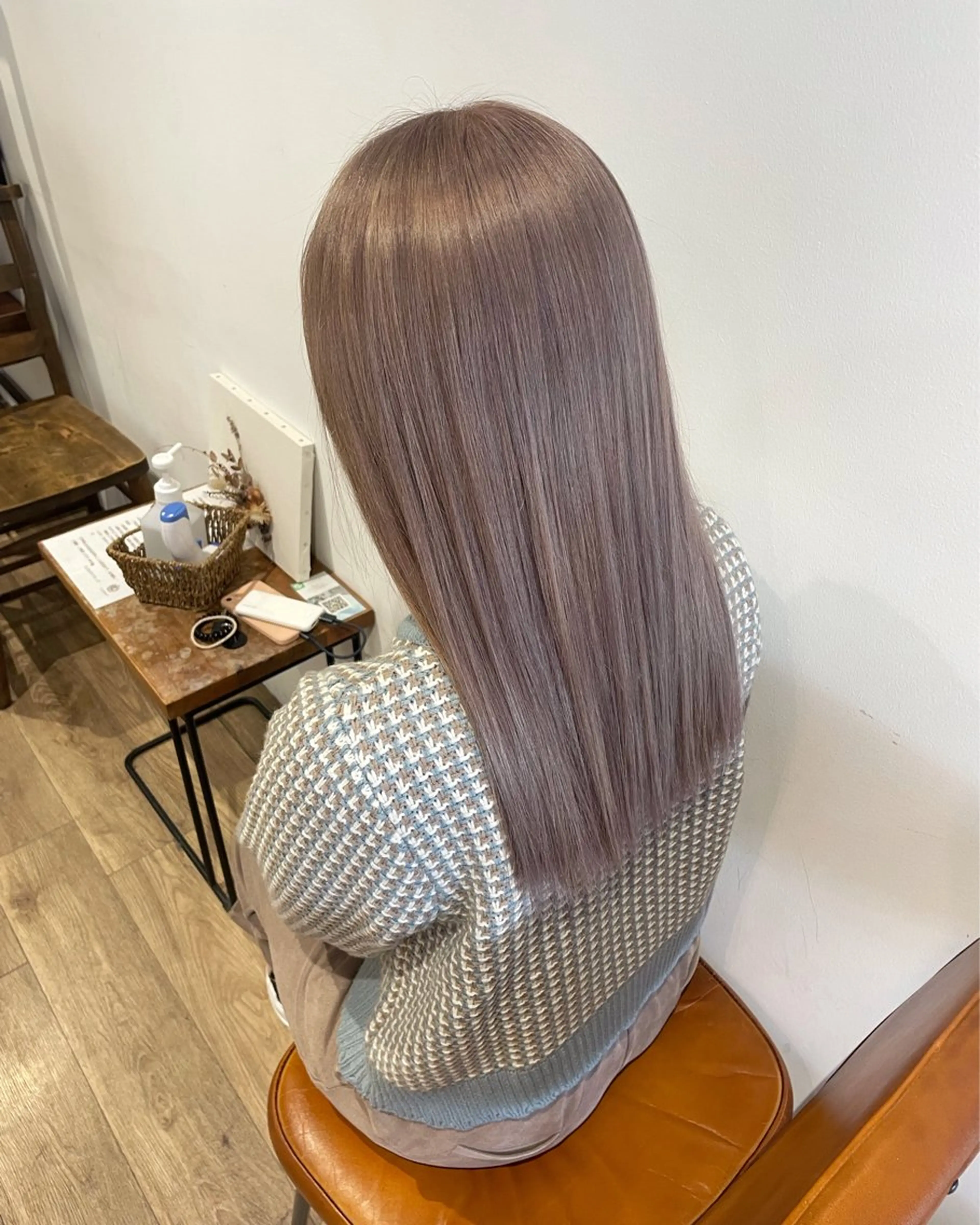 ロング カラー グレージュ ラベンダーカラー ラベンダーグレージュ ラベンダーグレー 鈴木 崇之のヘアスタイル