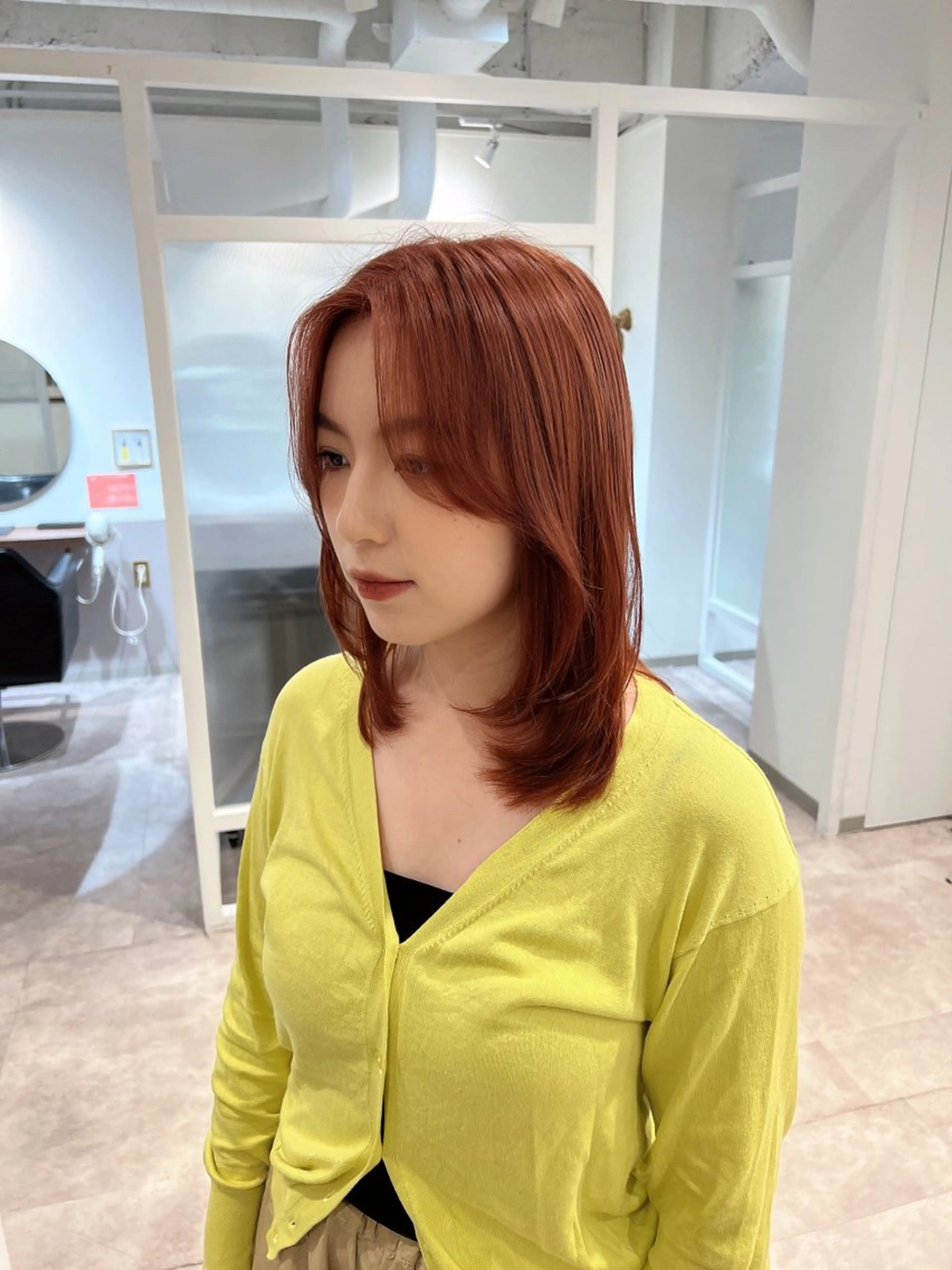 ミディアム カラー オレンジ レイヤーカット Eleanor 池袋 ミカのヘアスタイル