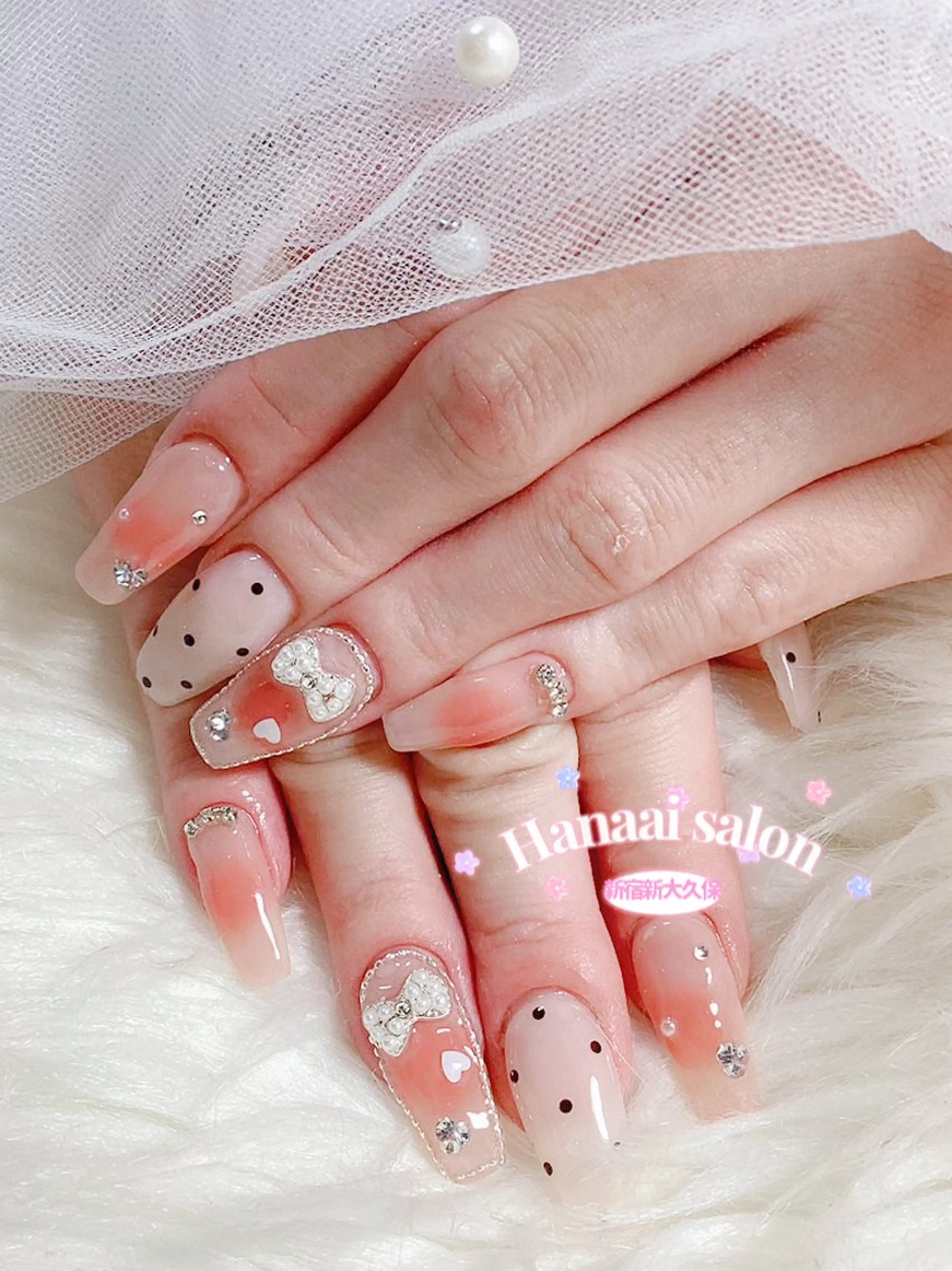 ミディアム ハンドネイル Hanaai Salon新宿店のネイルデザイン