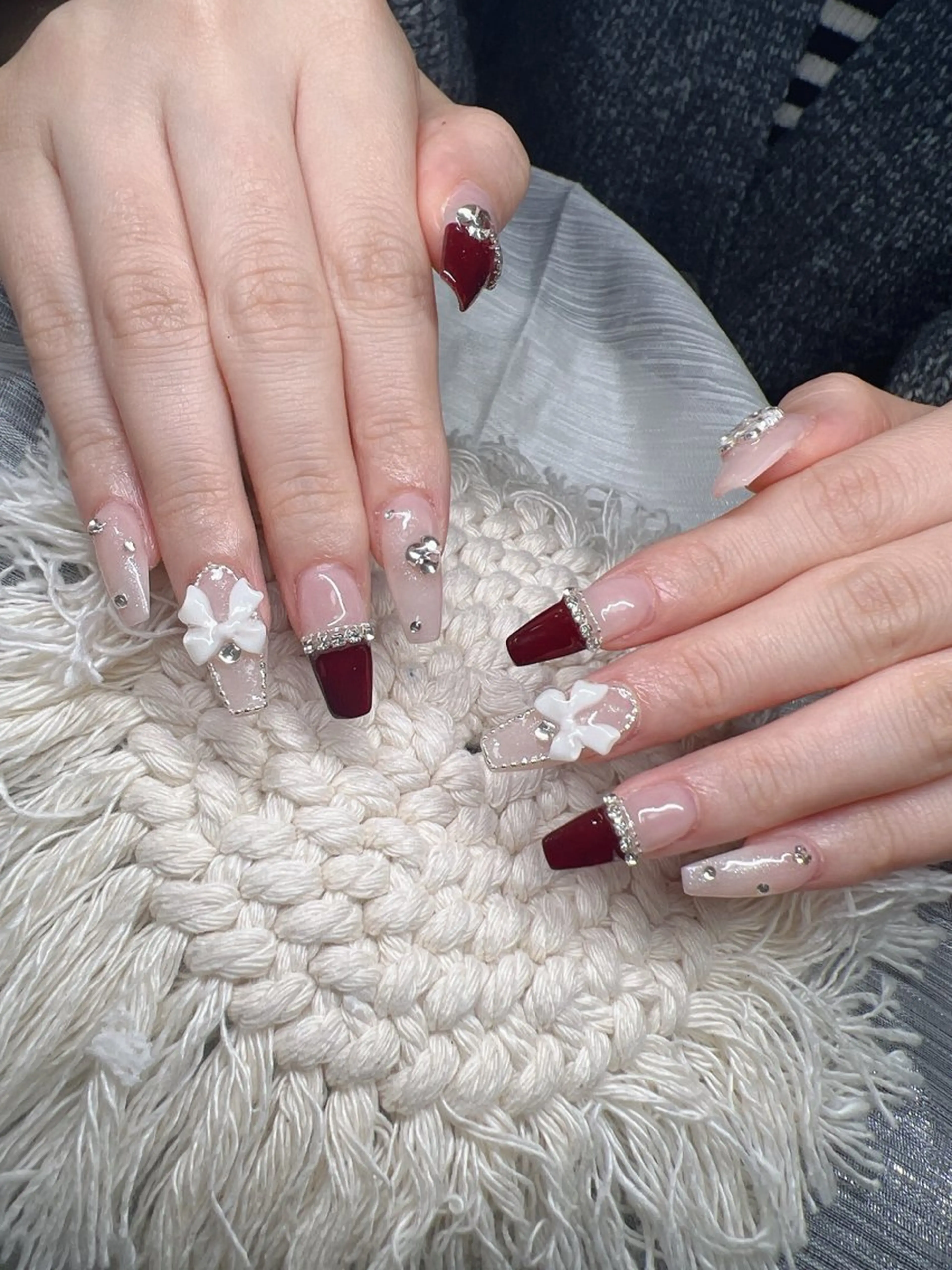 ネイル オーロラネイル チークネイル 長さ出し フットネイル フレンチネイル ハンドネイル Lee Nailsのネイルデザイン