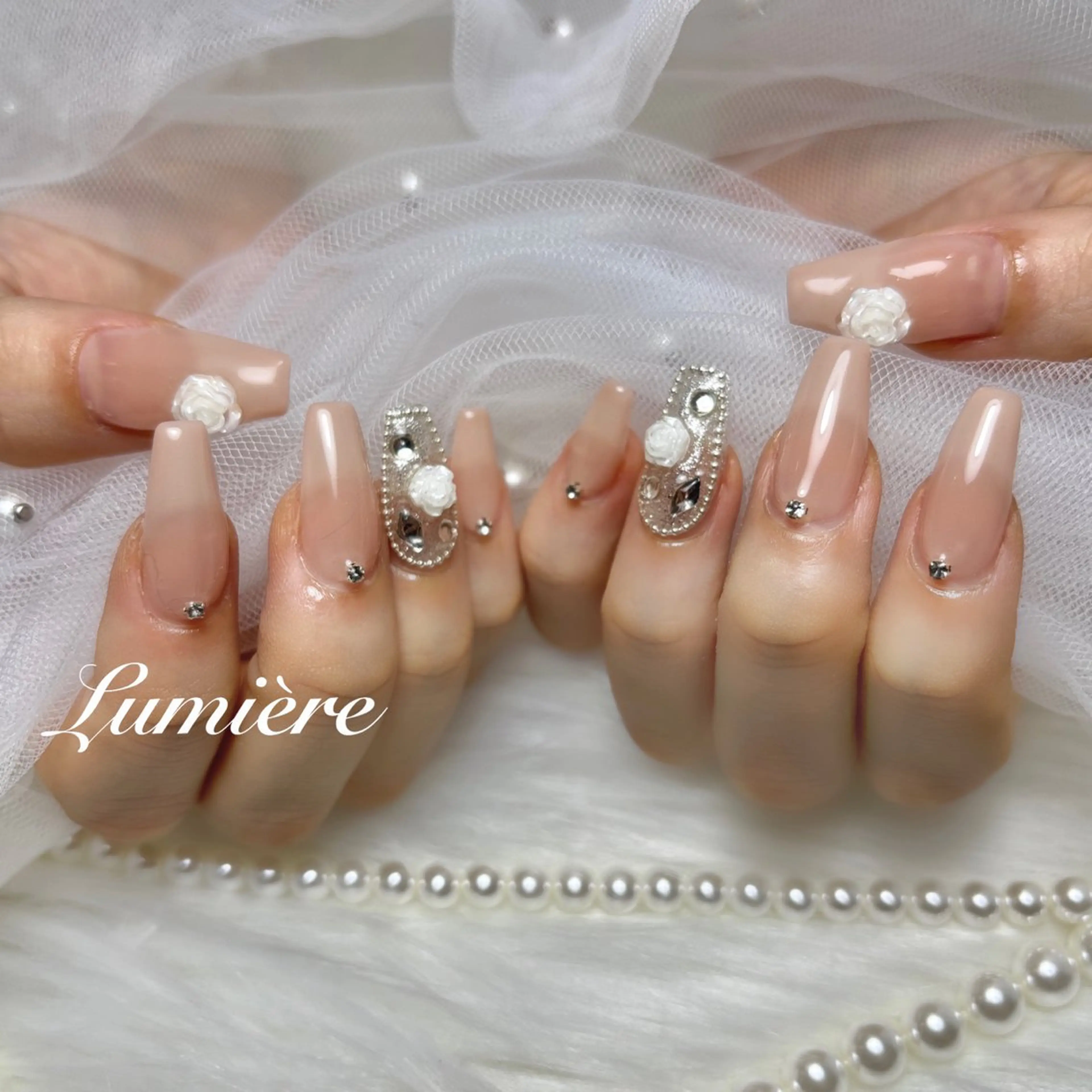 ネイル Lumière｜ ロング｜ワンホンのネイルデザイン