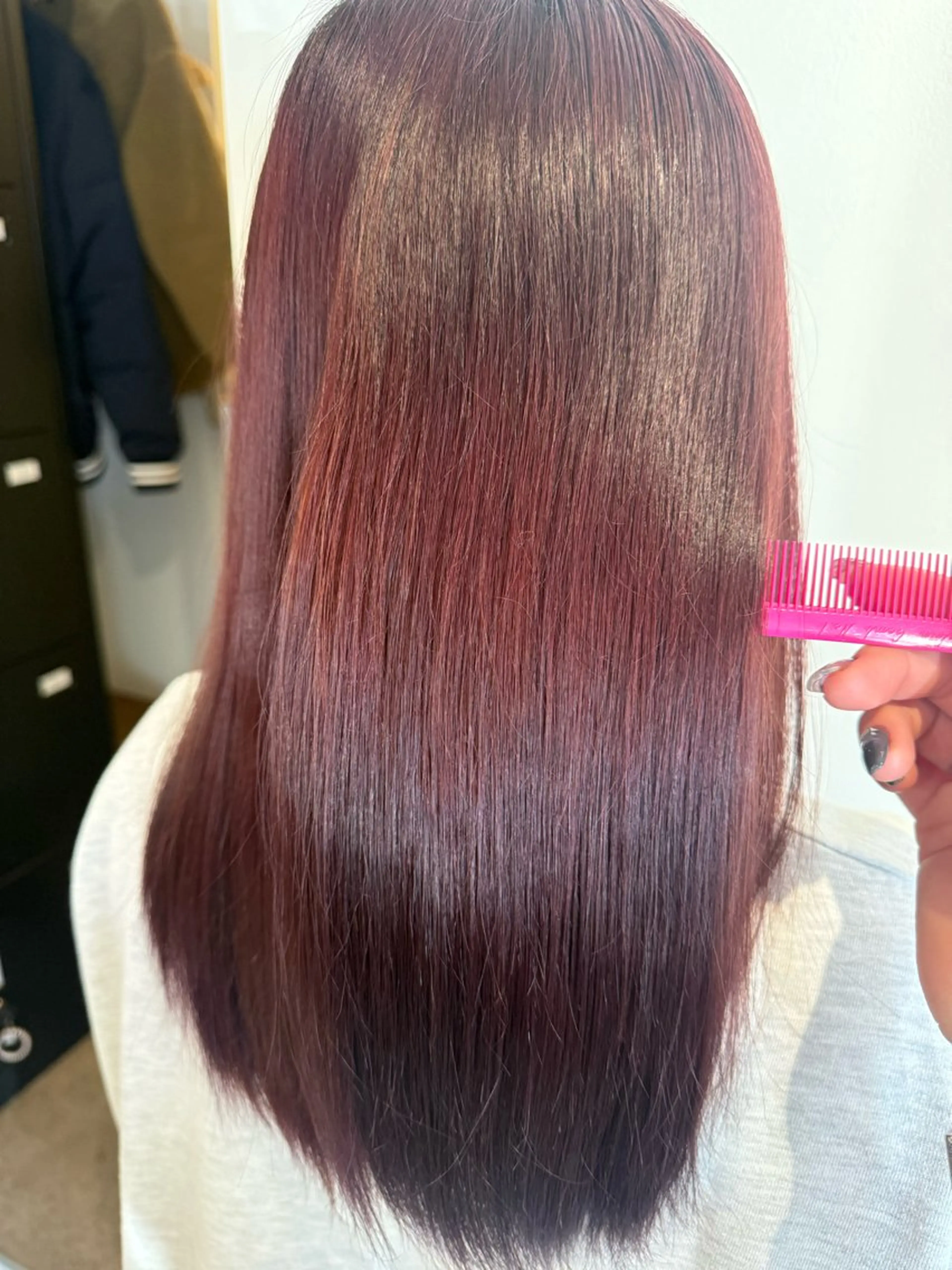 ロング 明 (めい)のヘアスタイル