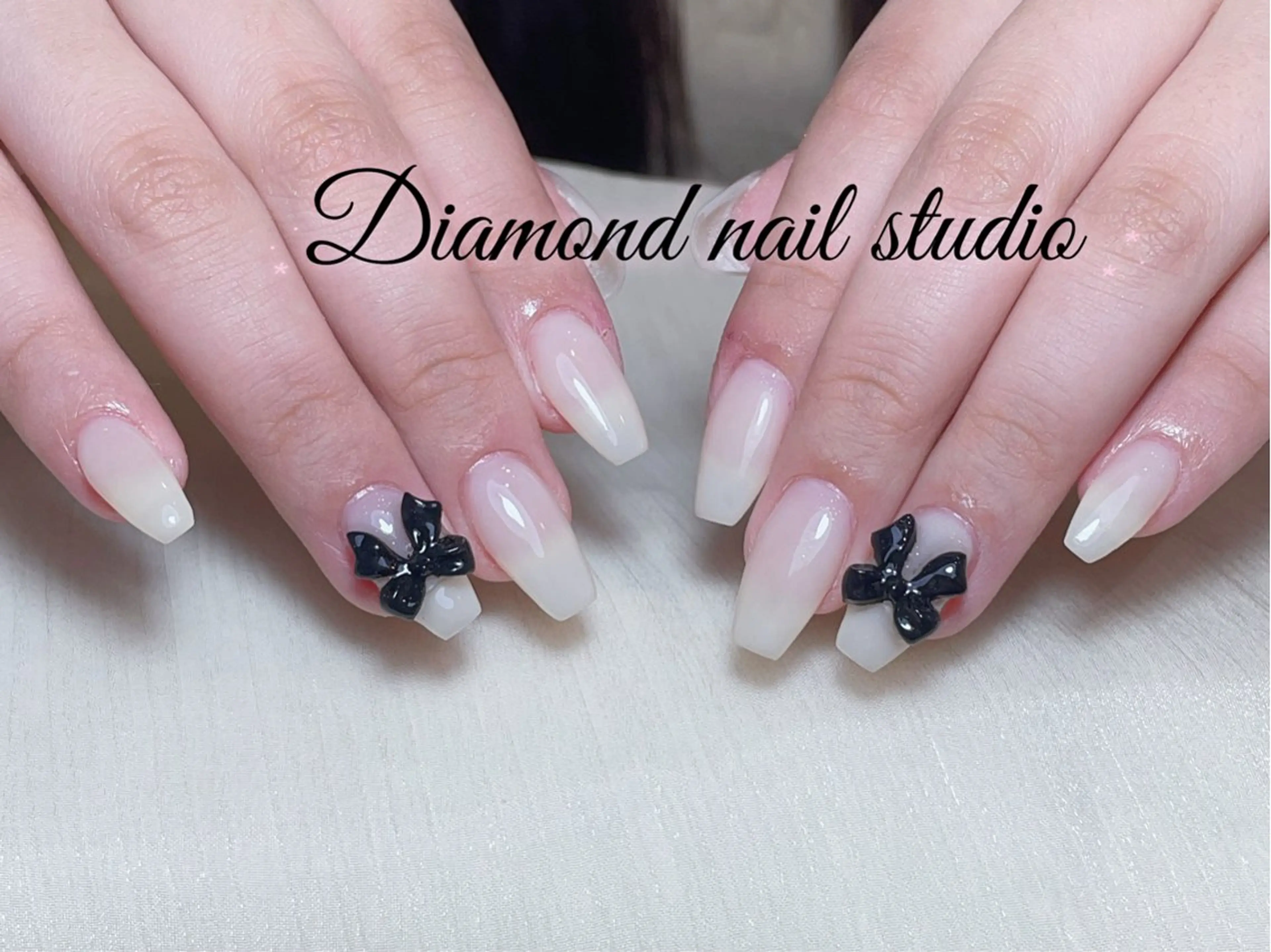 ネイル アートネイル オーロラネイル ガーリー キラキラネイル 韓国ネイル ハンドネイル ハンドケア Asher-Yuki 🍁のネイルデザイン