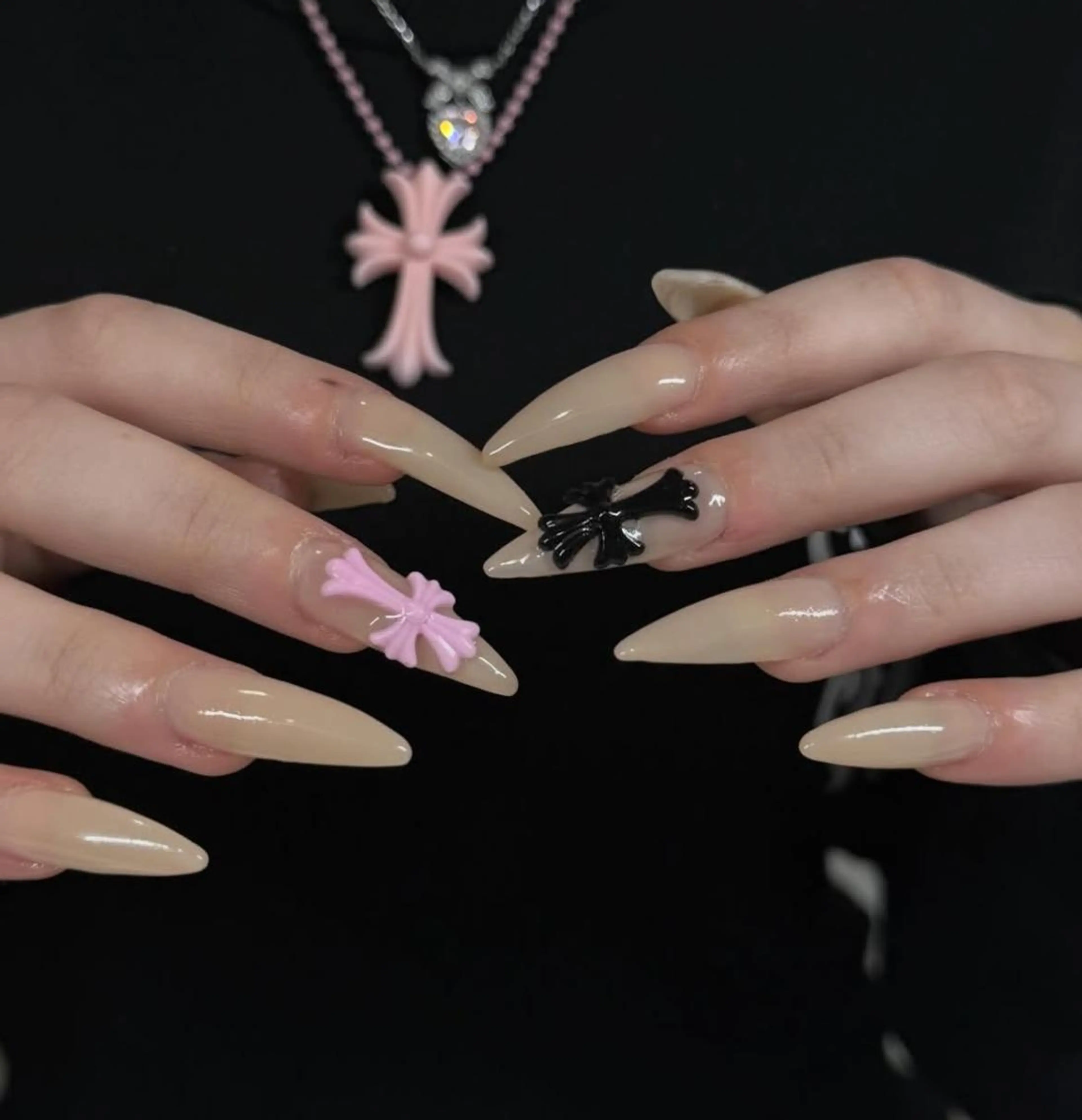 ネイル 長さ出し グラデーション 卒業式 キラキラネイル マグネットネイル Mio💖Belle Nail Salonのネイルデザイン