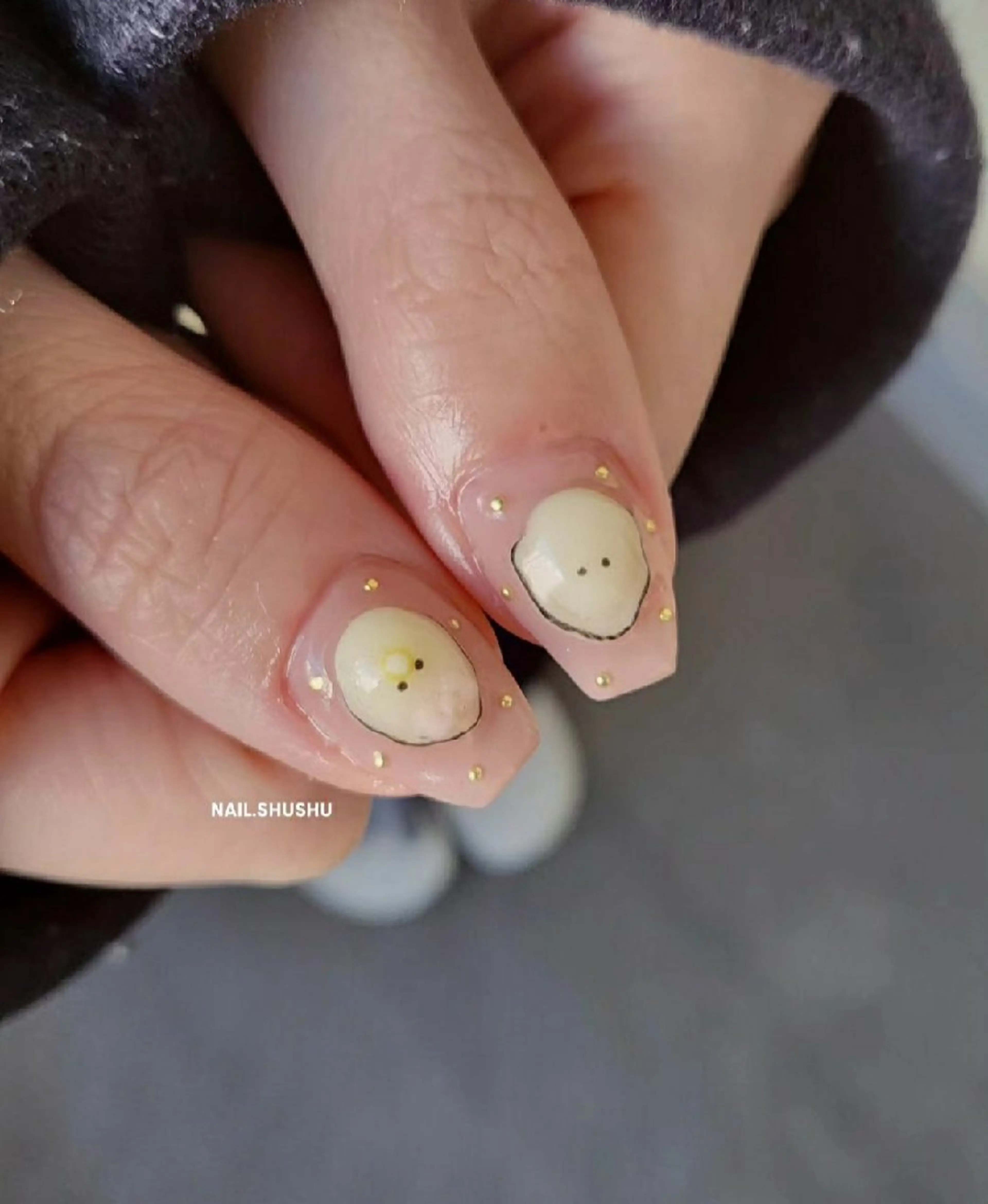 ネイル 持ち込み ニュアンスネイル ワンカラーネイル シンプルネイル 春ネイル ハンドネイル 3dパーツ/流行り 👧shushu❤️のネイルデザイン