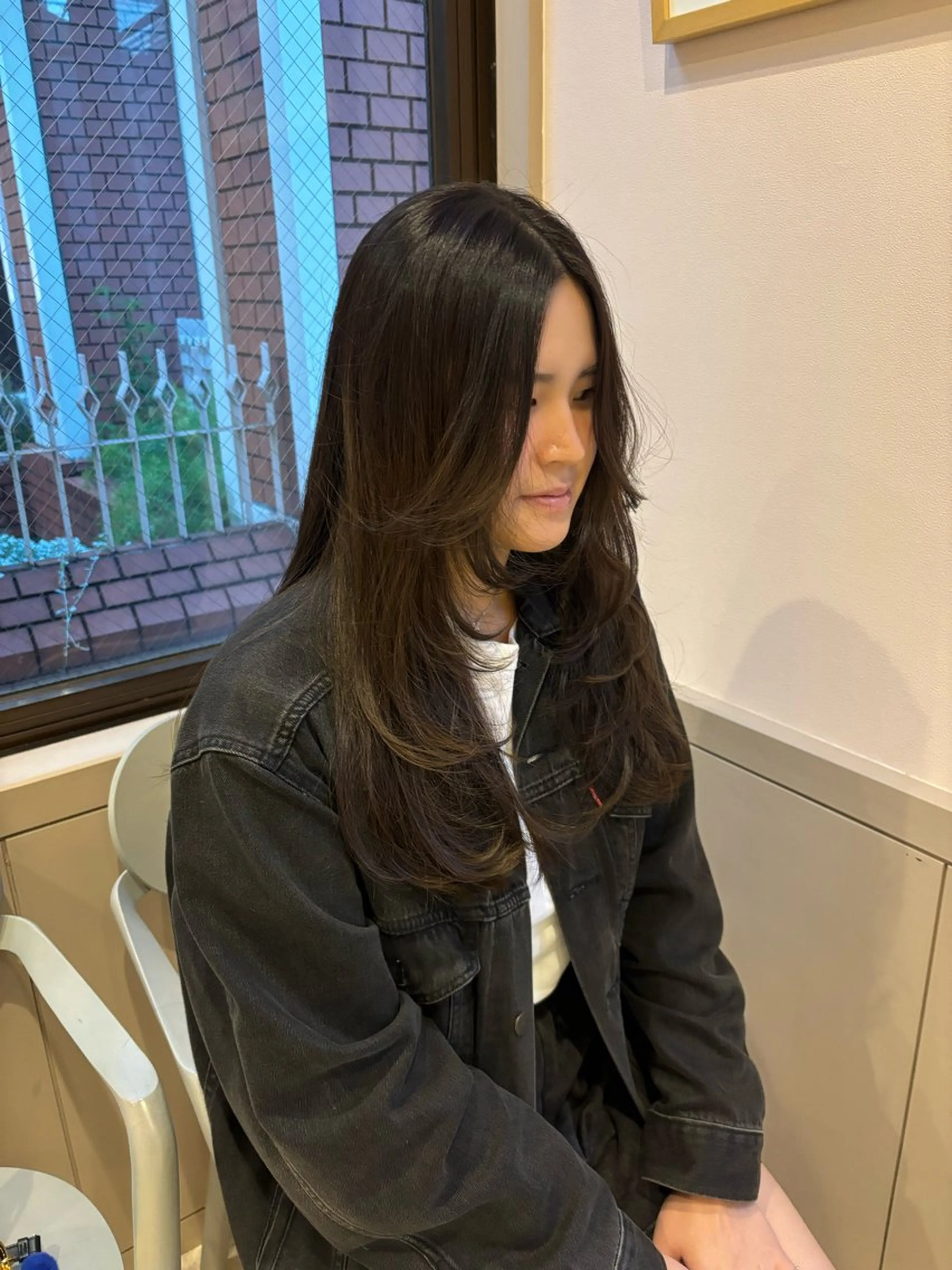 セミロング レイヤーカット rio .のヘアスタイル