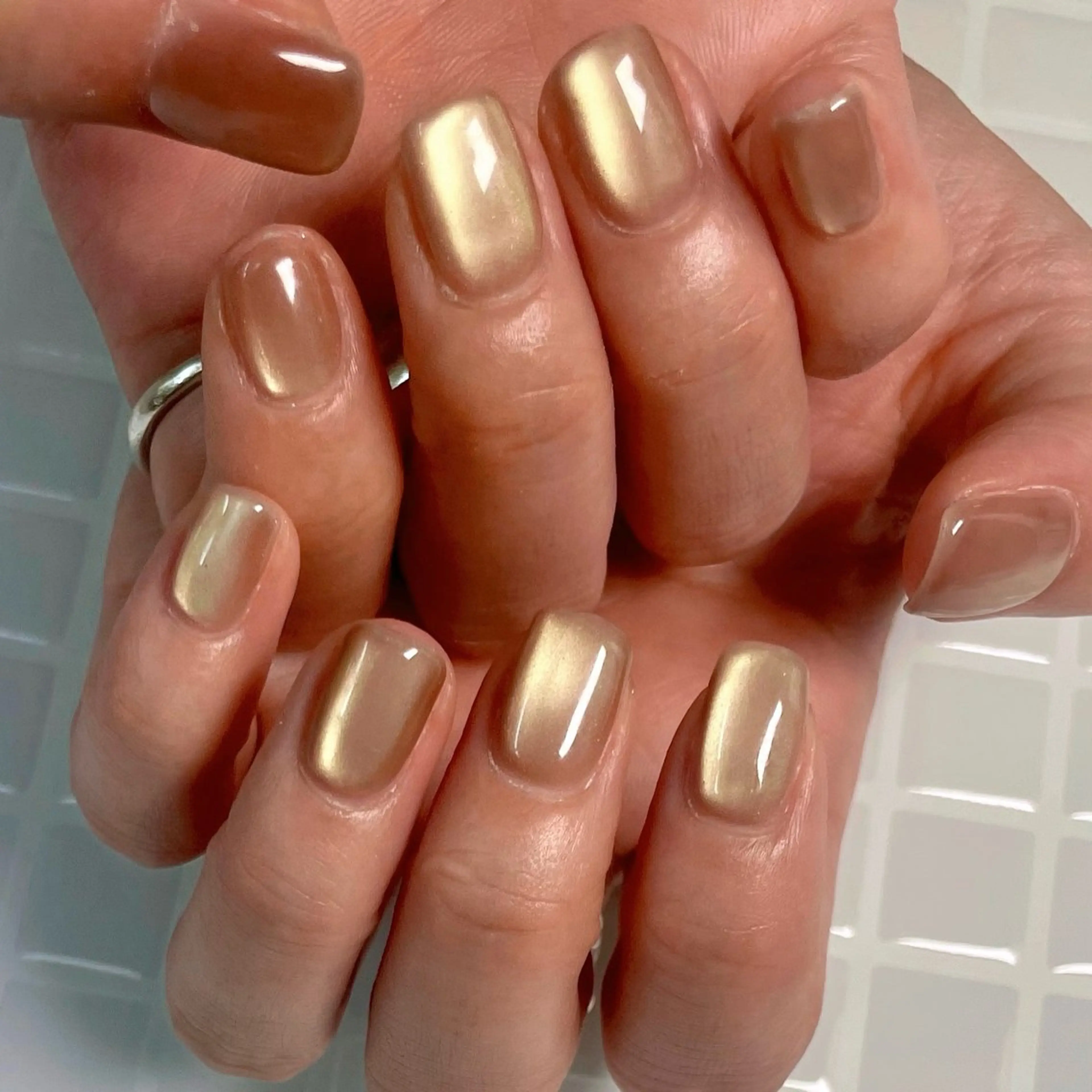 ショート NON-NONプラス所属・Ii / nailingのネイルデザイン