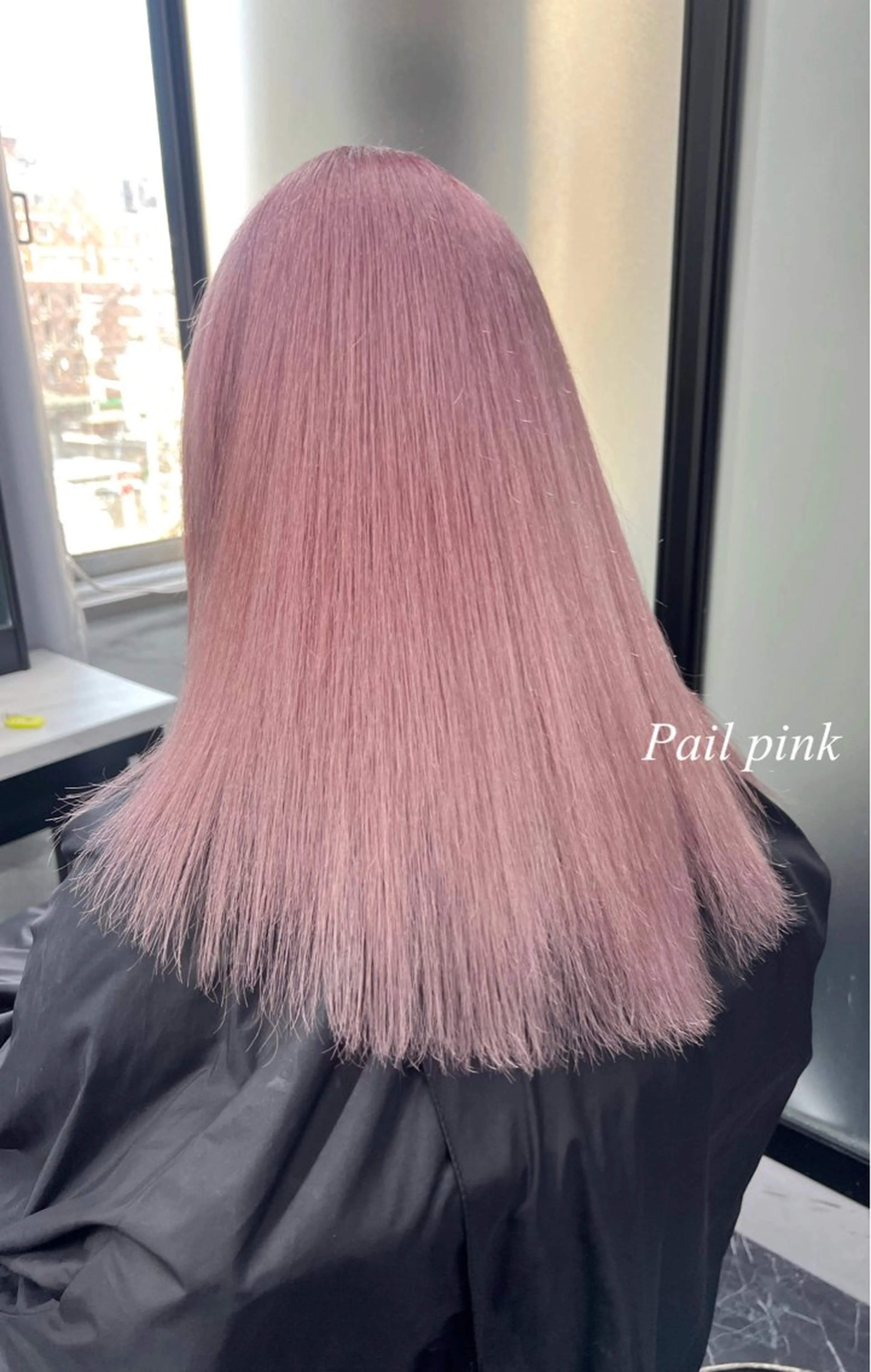 セミロング カラー シールエクステ ハイトーンカラー エクステ ヘアカラー トリートメント シールエクステ特化 ハイトーン、NANAのヘアスタイル