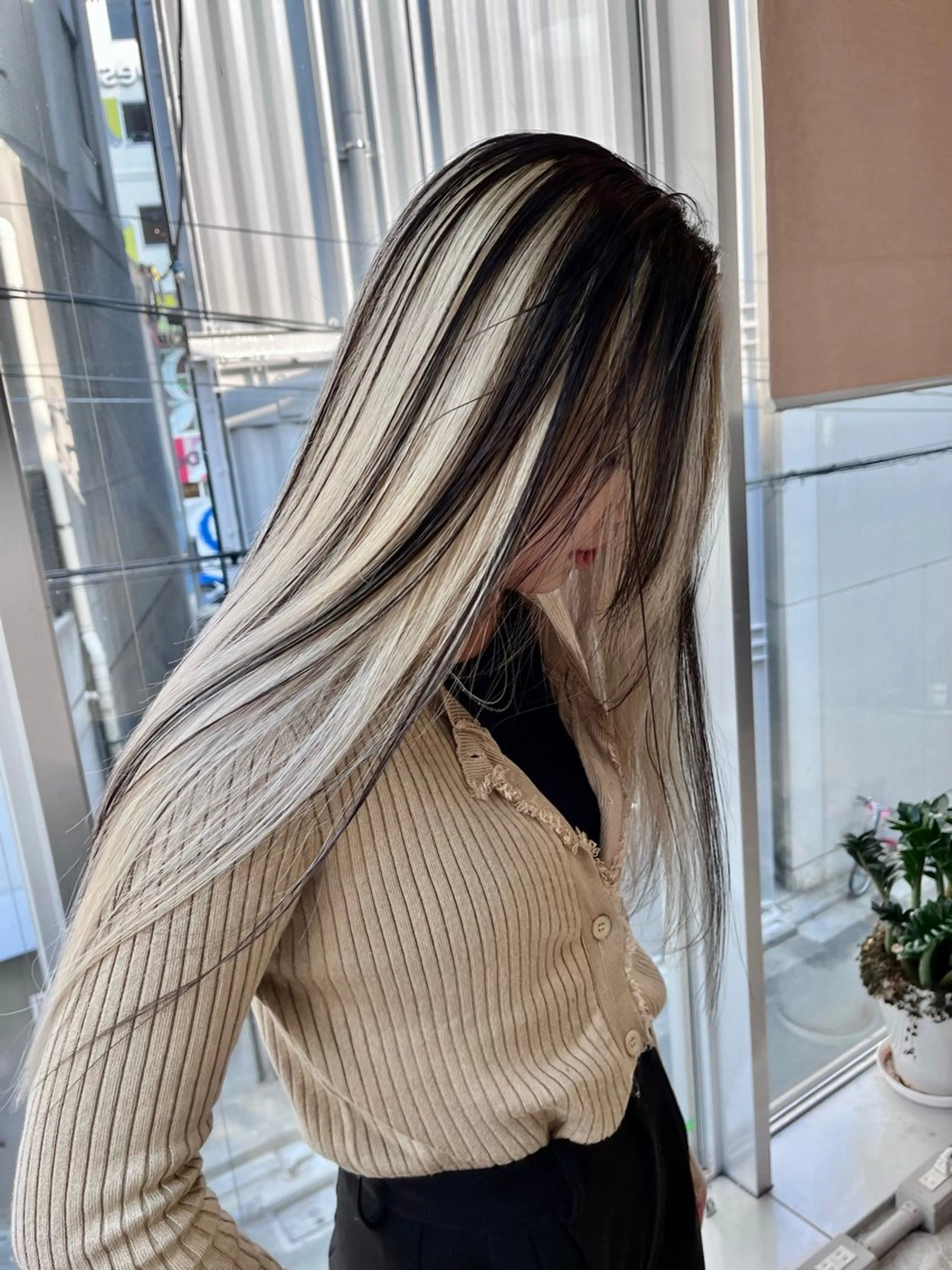 ロング カラー カット ヘアカラー トリートメント ヘアセット 💜ハイトーン💛 マジカルかいちゃんのヘアスタイル