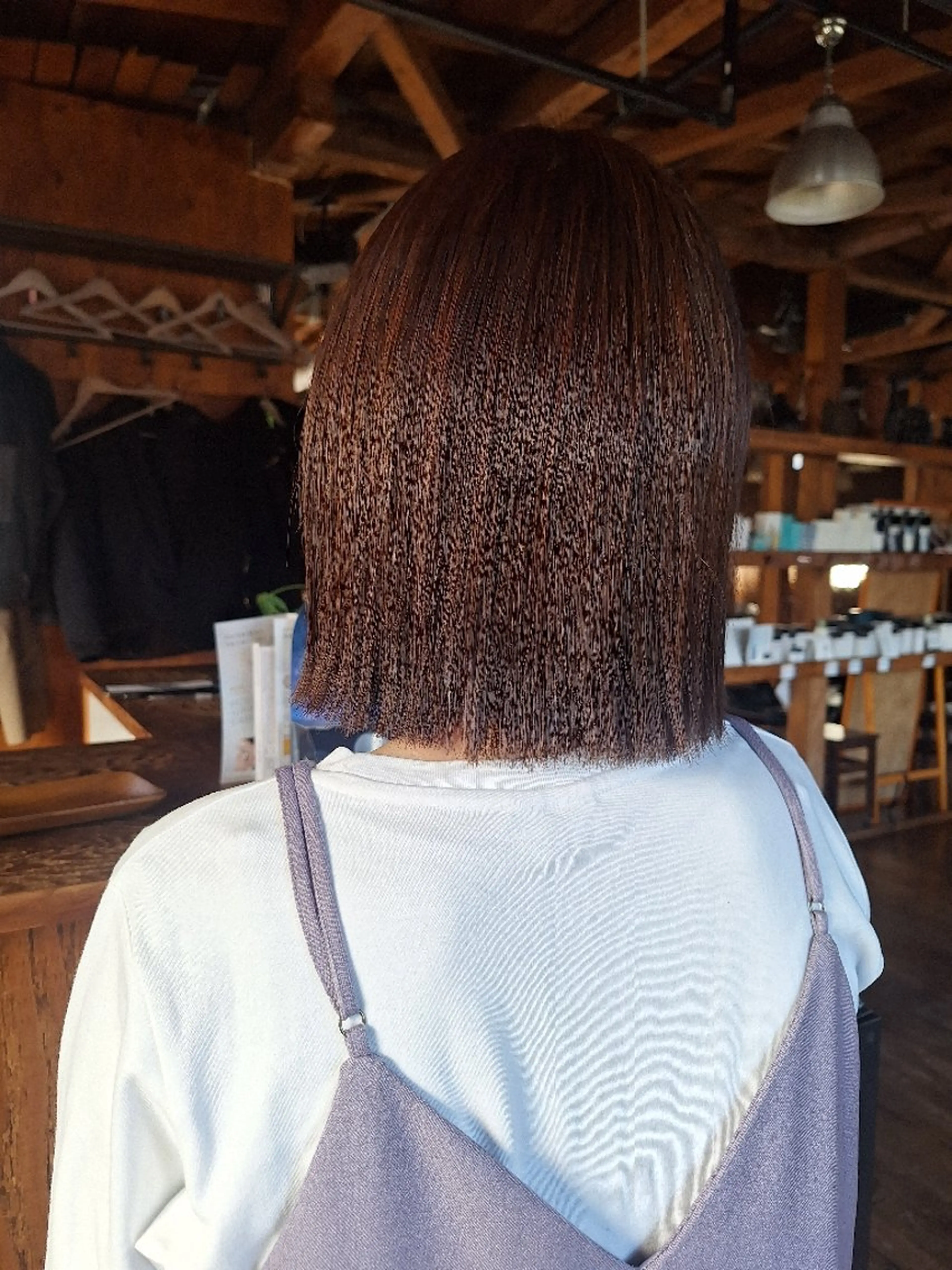 ミディアム 飯田 仁美のヘアスタイル
