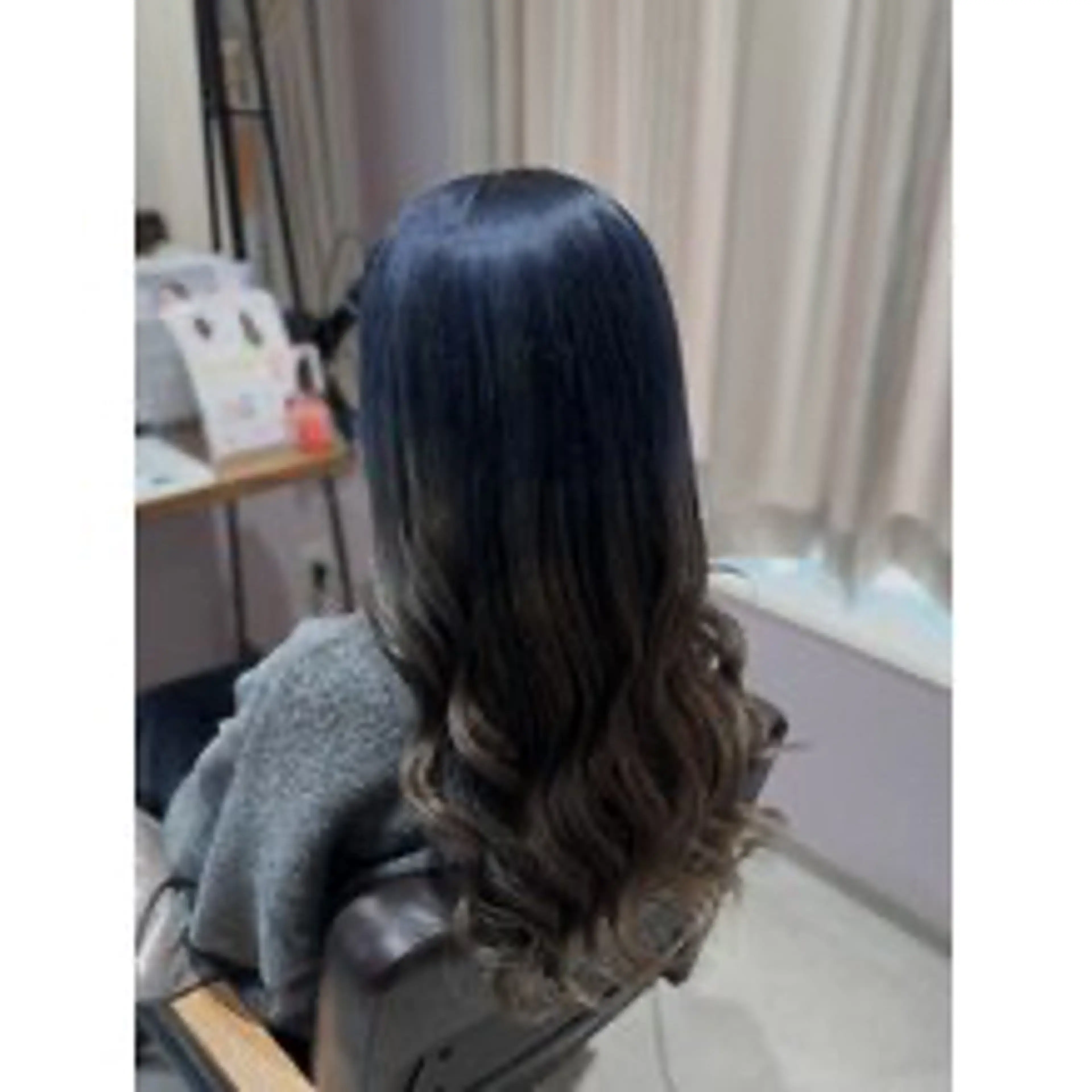 カラー ヘアカラー 梶 瑞希のヘアスタイル