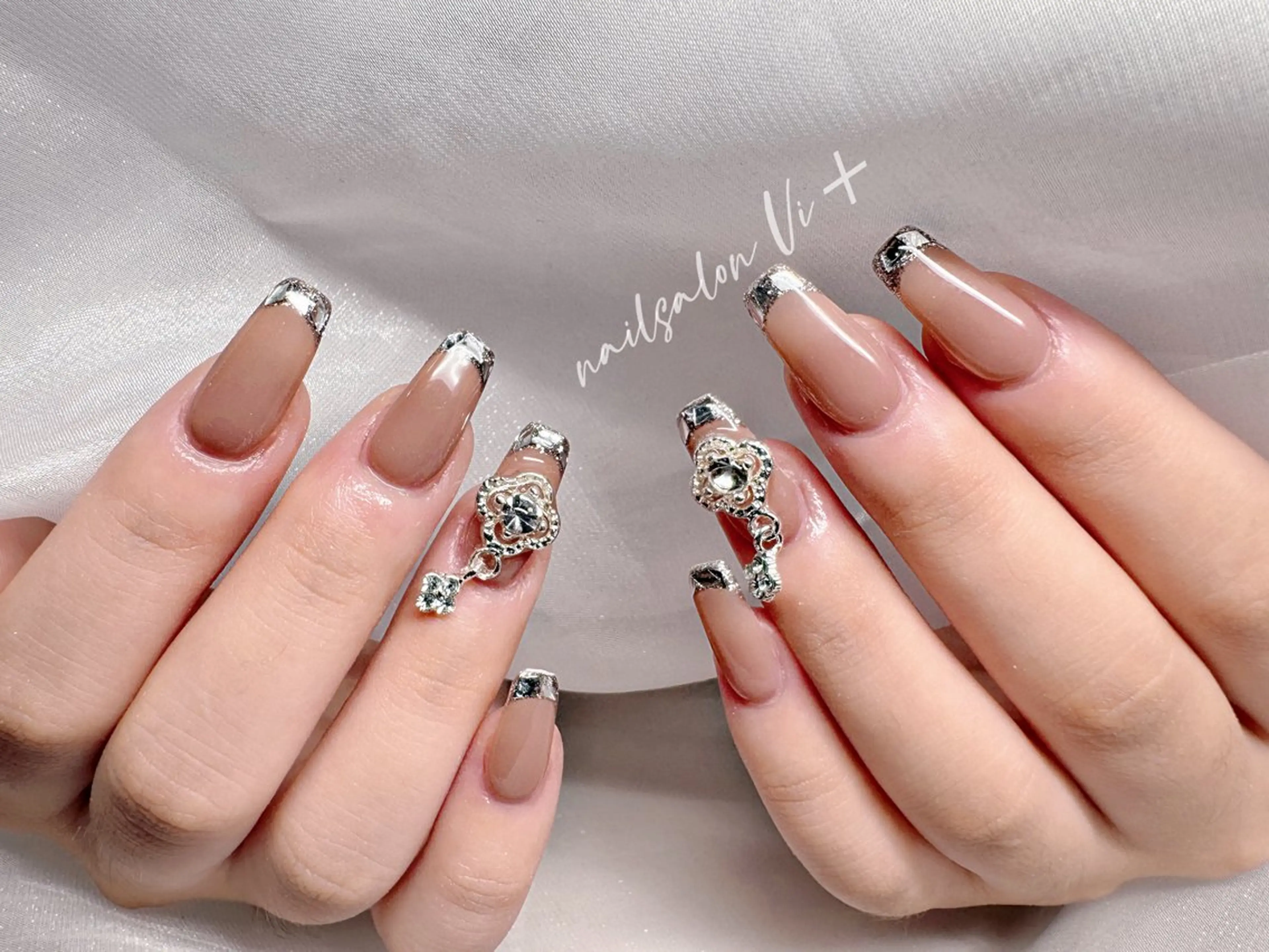 ネイル ハンドネイル ✨Nailsalon Vi+✨のネイルデザイン