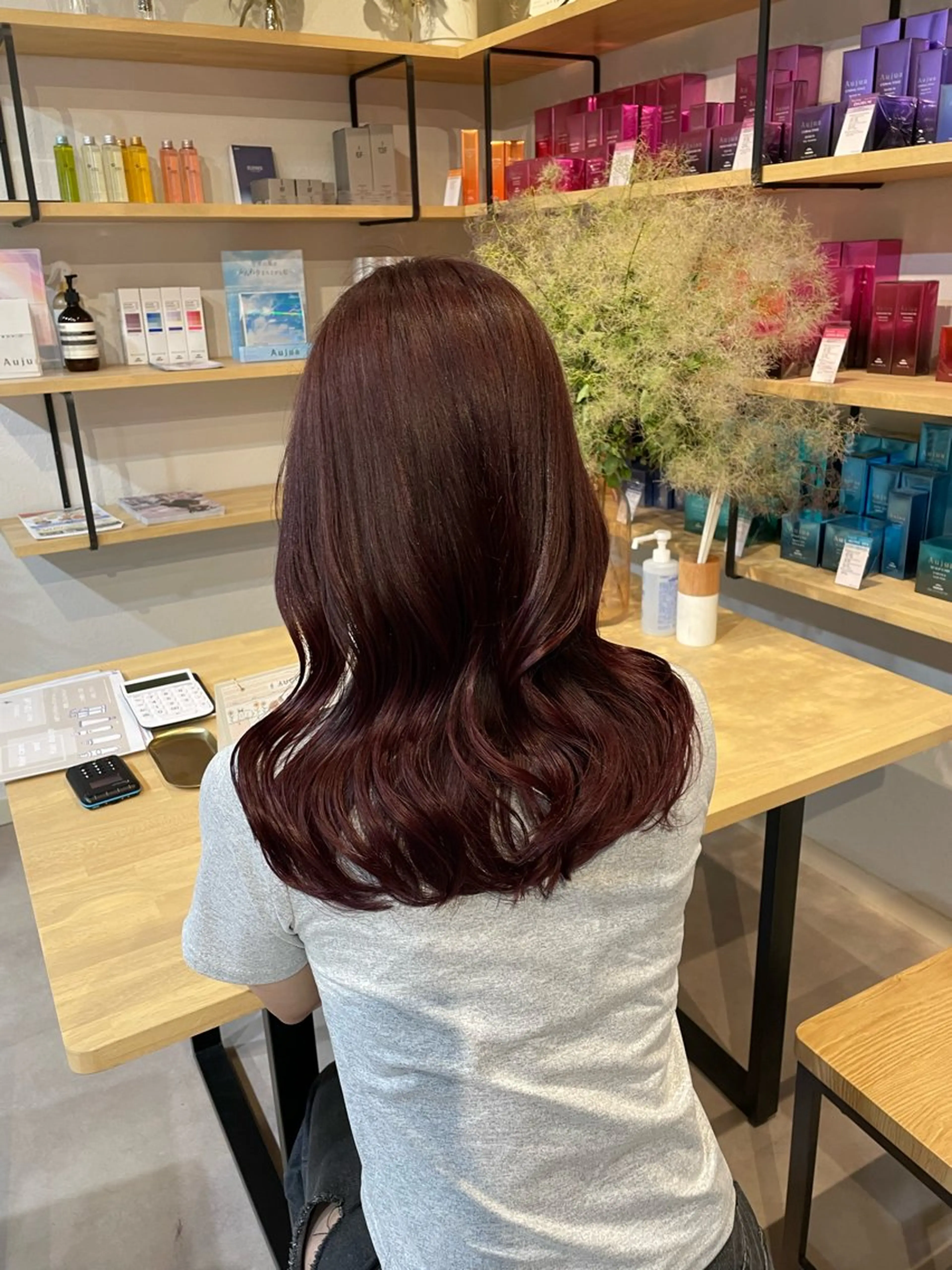 ミディアム 透明感ベージュカラー yumekaのヘアスタイル