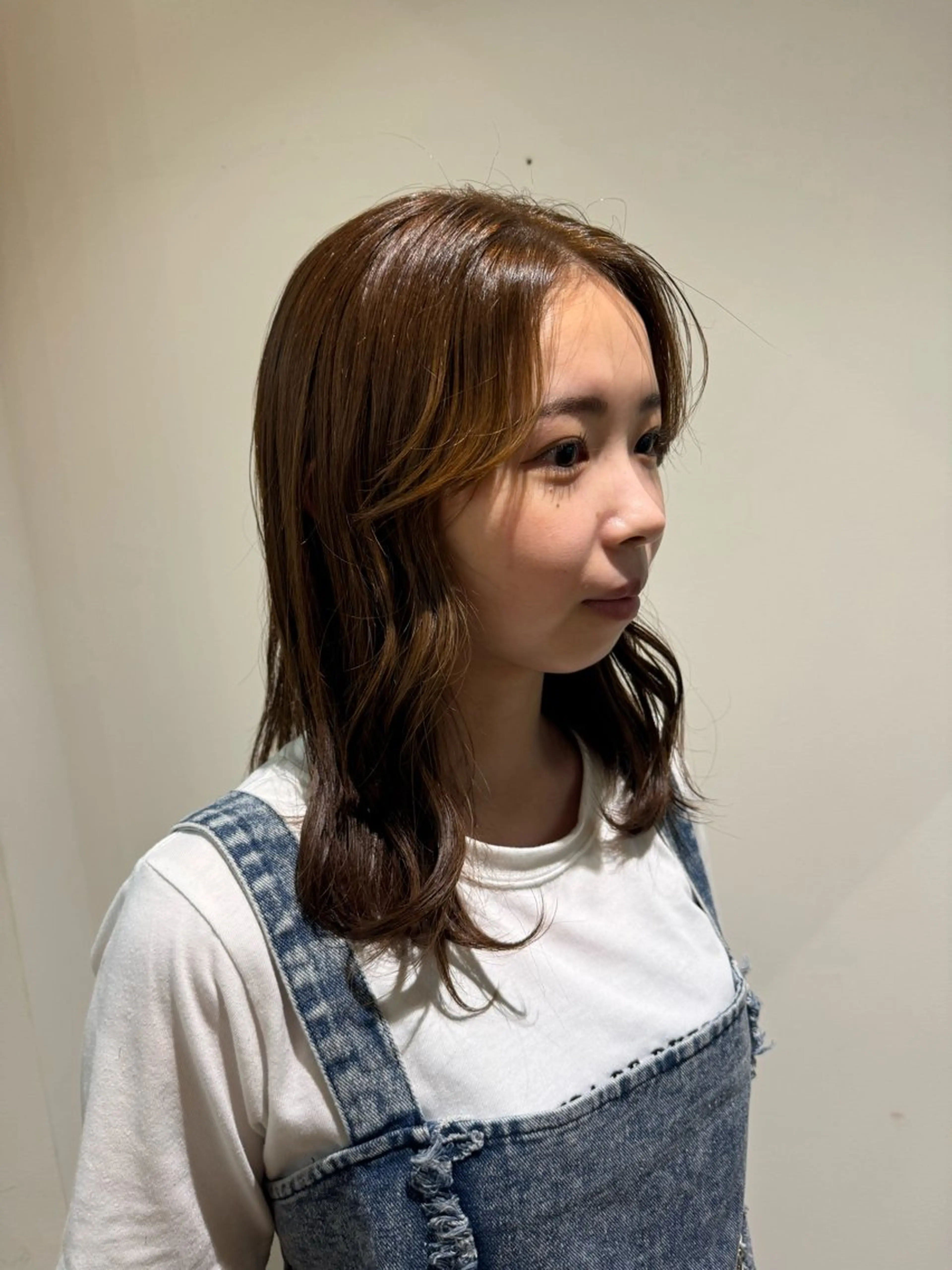 ミディアム カラー ブラウンカラー 吉留 文月のヘアスタイル