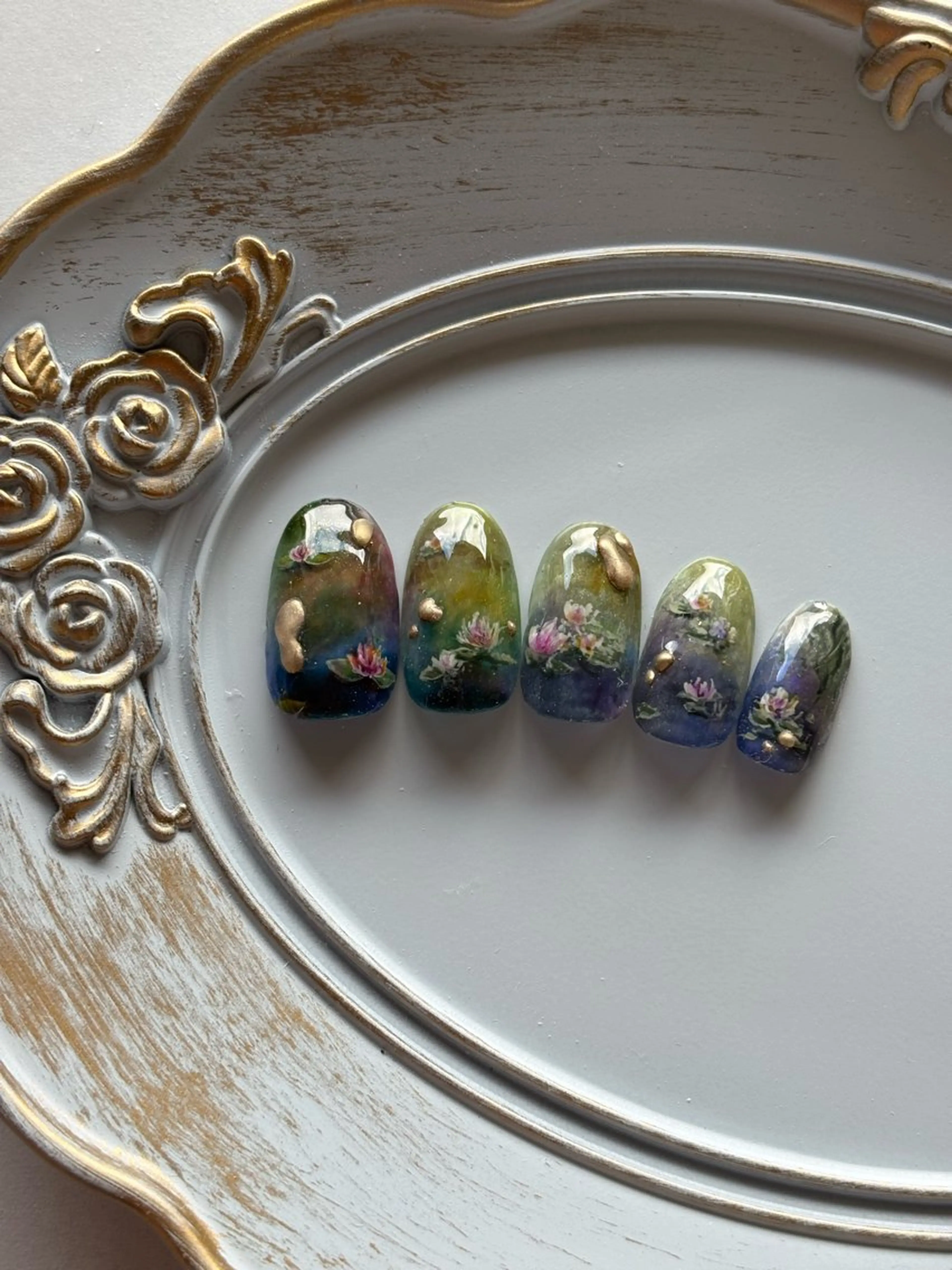 ネイル ハンドネイル FIORITURA Maikoのネイルデザイン