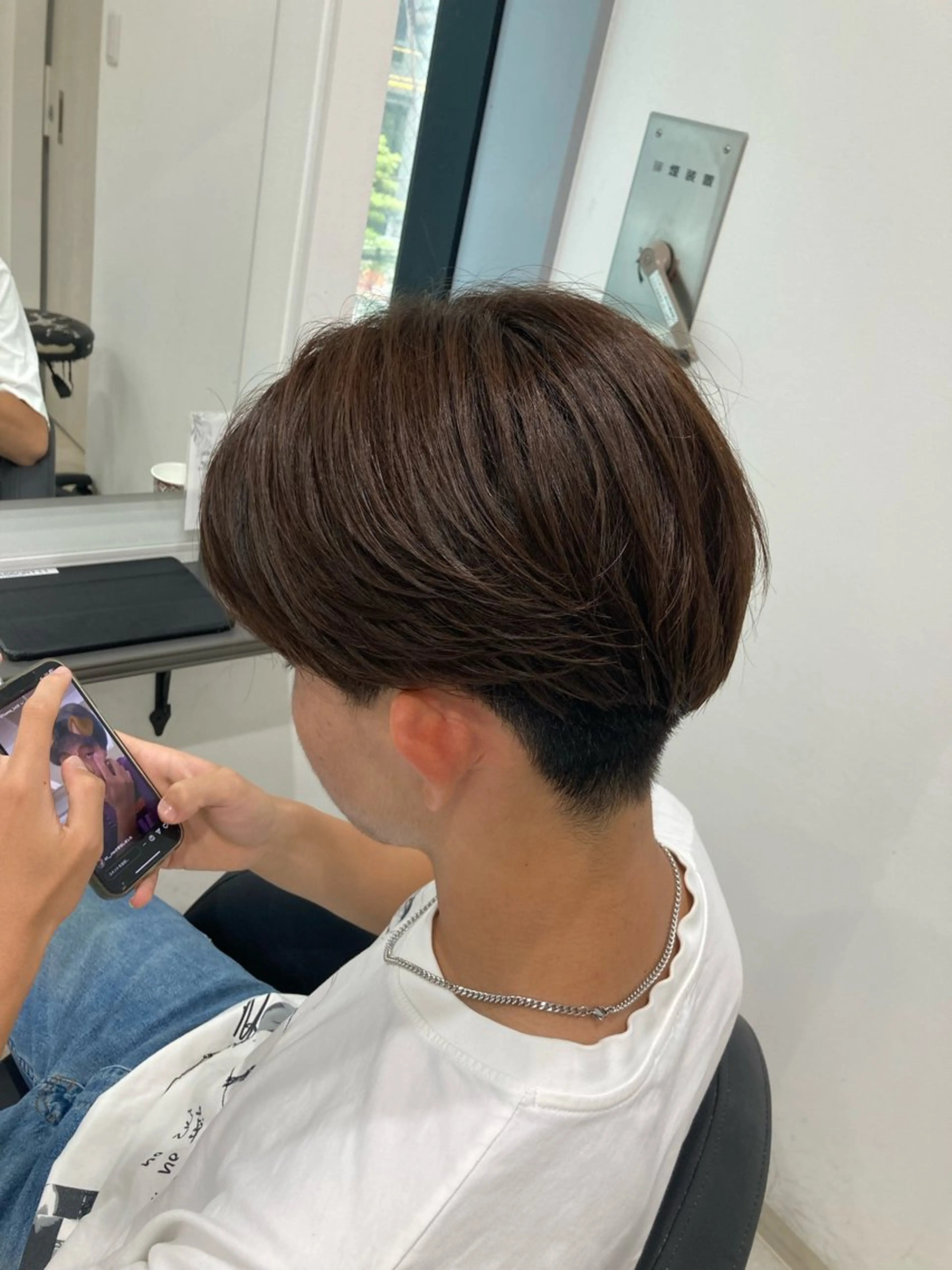 カラー メンズ ブラウンカラー ヘアカラー トリートメント ピンクカラー🎀 米津 美佑のヘアスタイル
