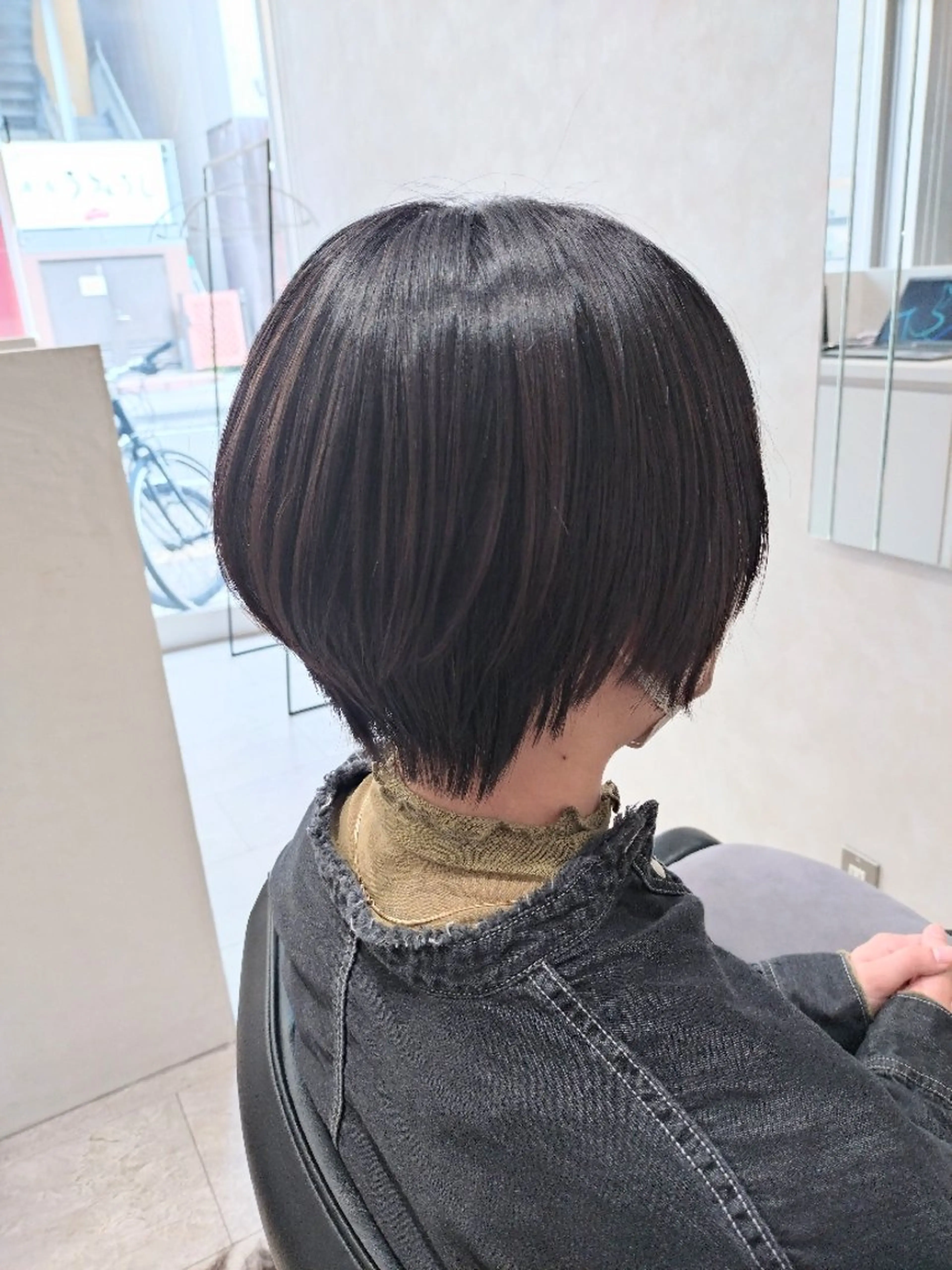 ショート くびれヘア レイヤーカット ショートヘア カット シオリ/toki ✂️ショート専門店のヘアスタイル