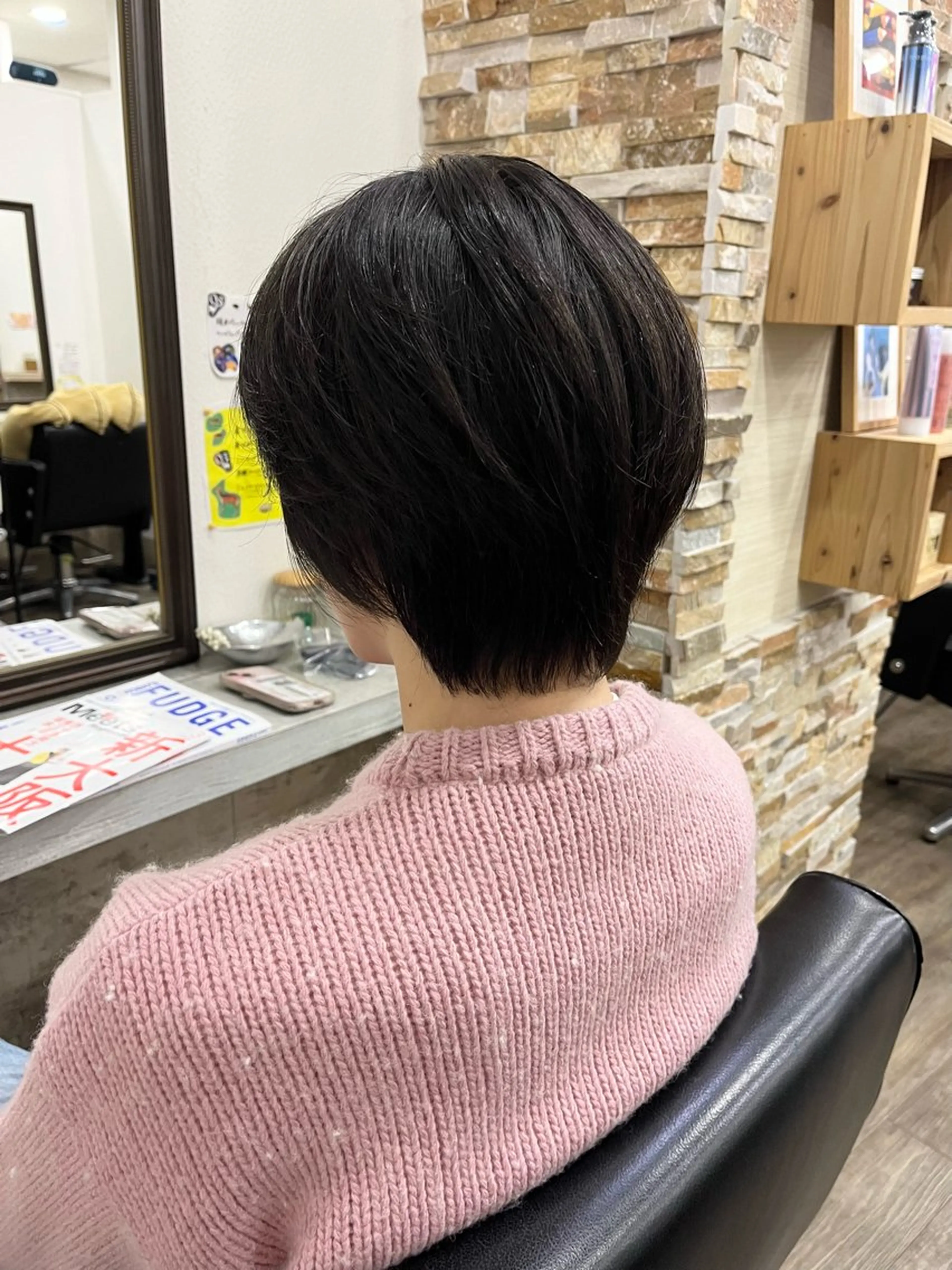 ミディアム 薮内 香保里のヘアスタイル