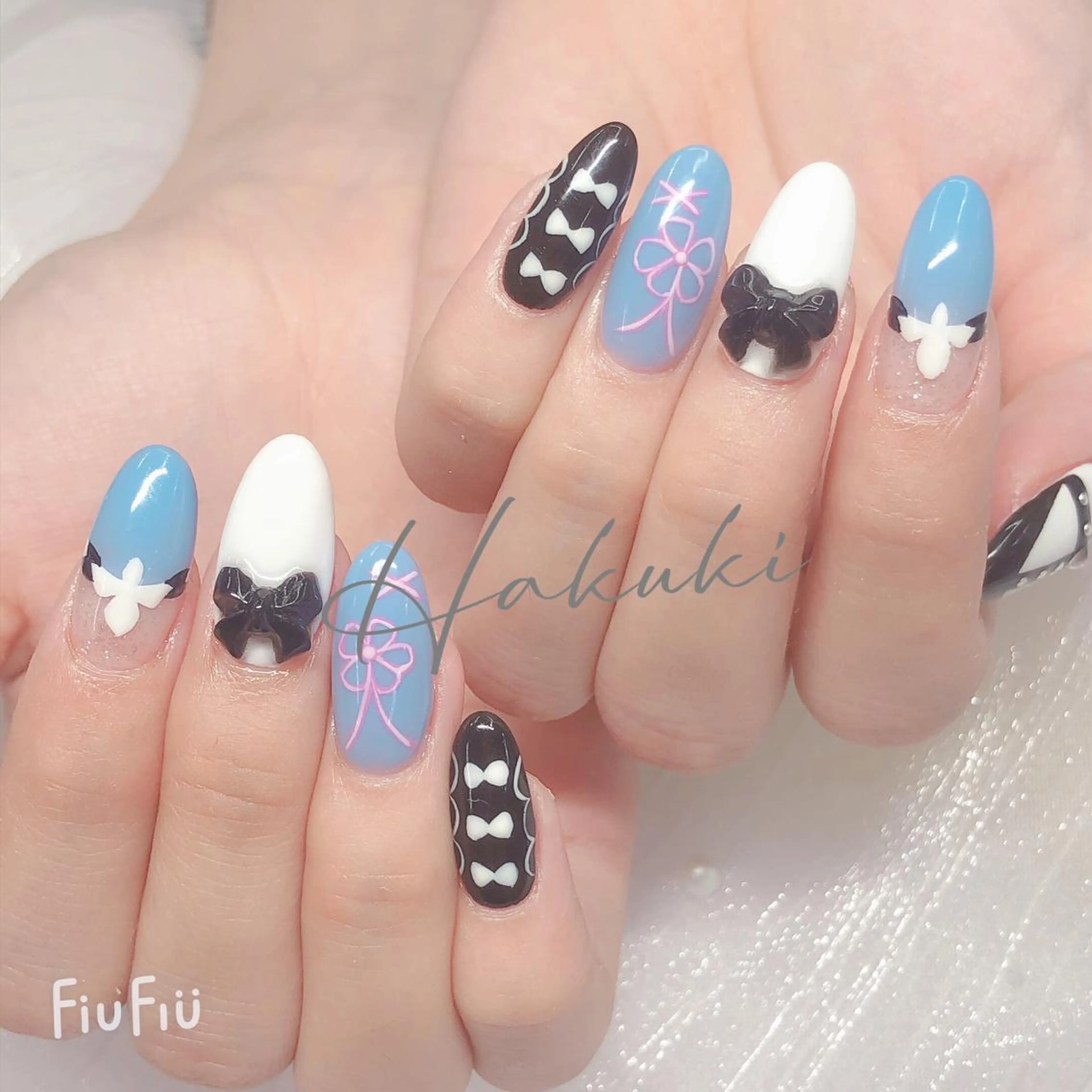 ネイル ハンドネイル ハンドケア ハク キのネイルデザイン