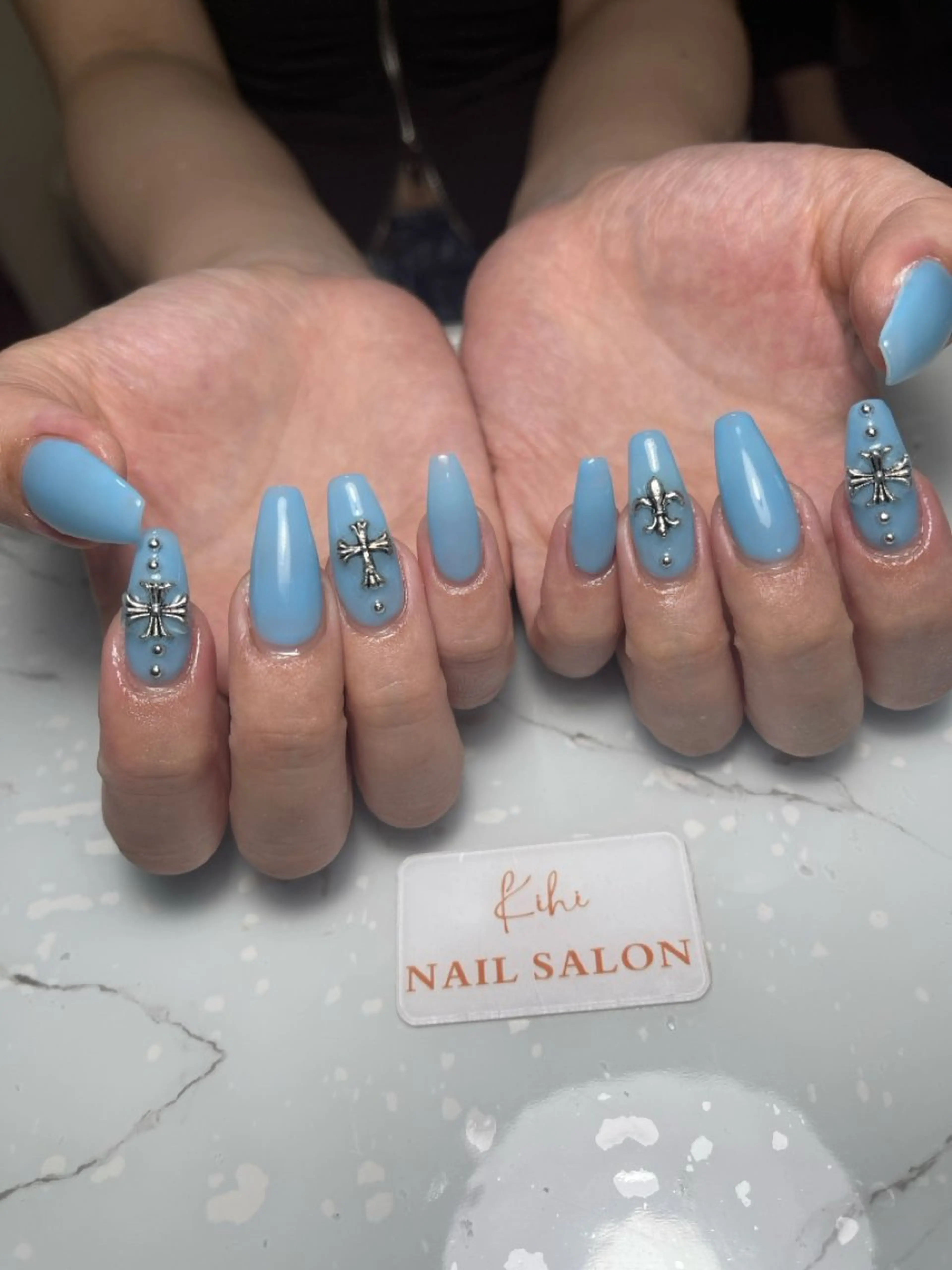 ネイル アートネイル フレンチネイル ジェルネイル グラデーション 韓国ネイル ハンドネイル さくら💮💮 【オフ無料】のネイルデザイン