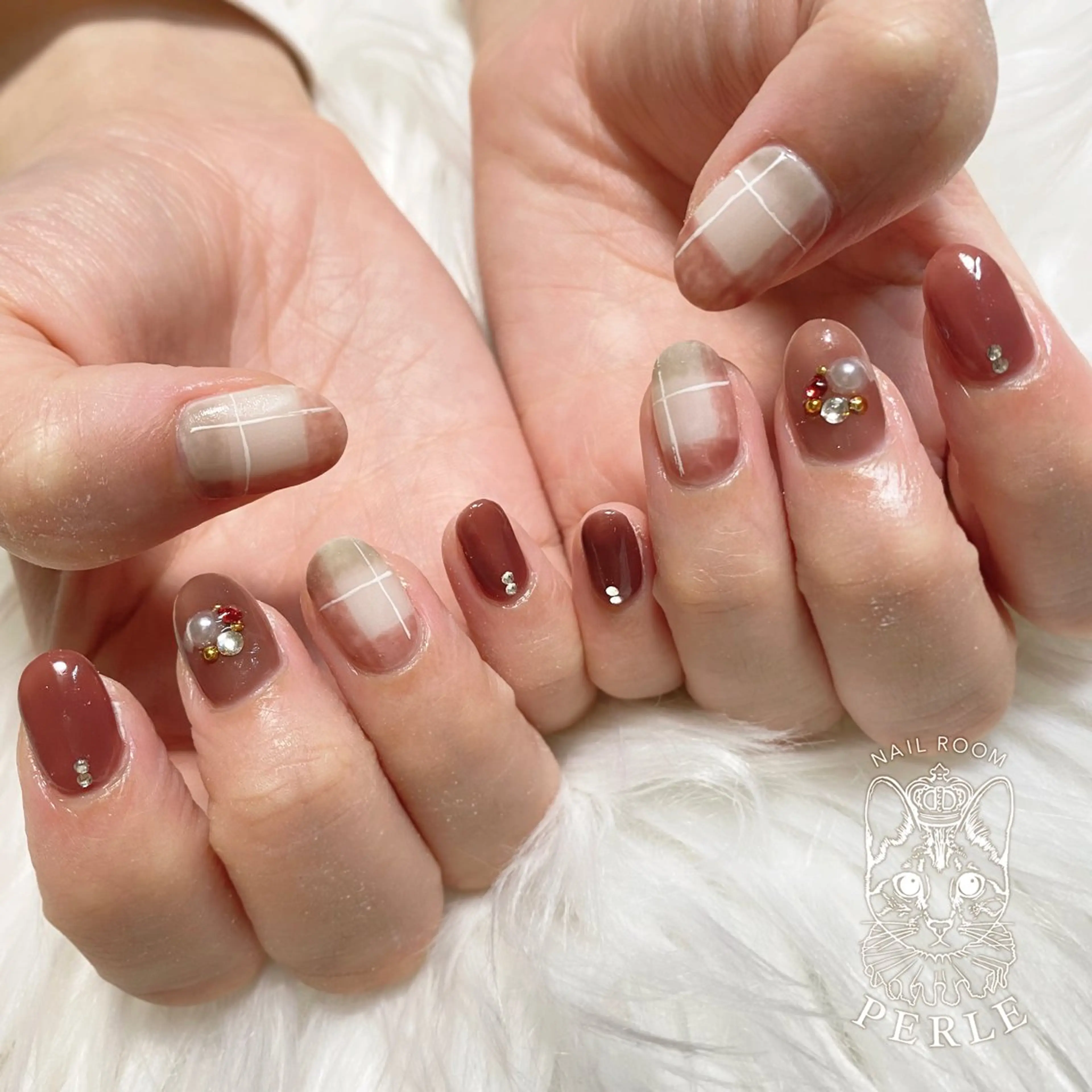 ネイル シンプルネイル ハンドネイル nail room Perleのネイルデザイン