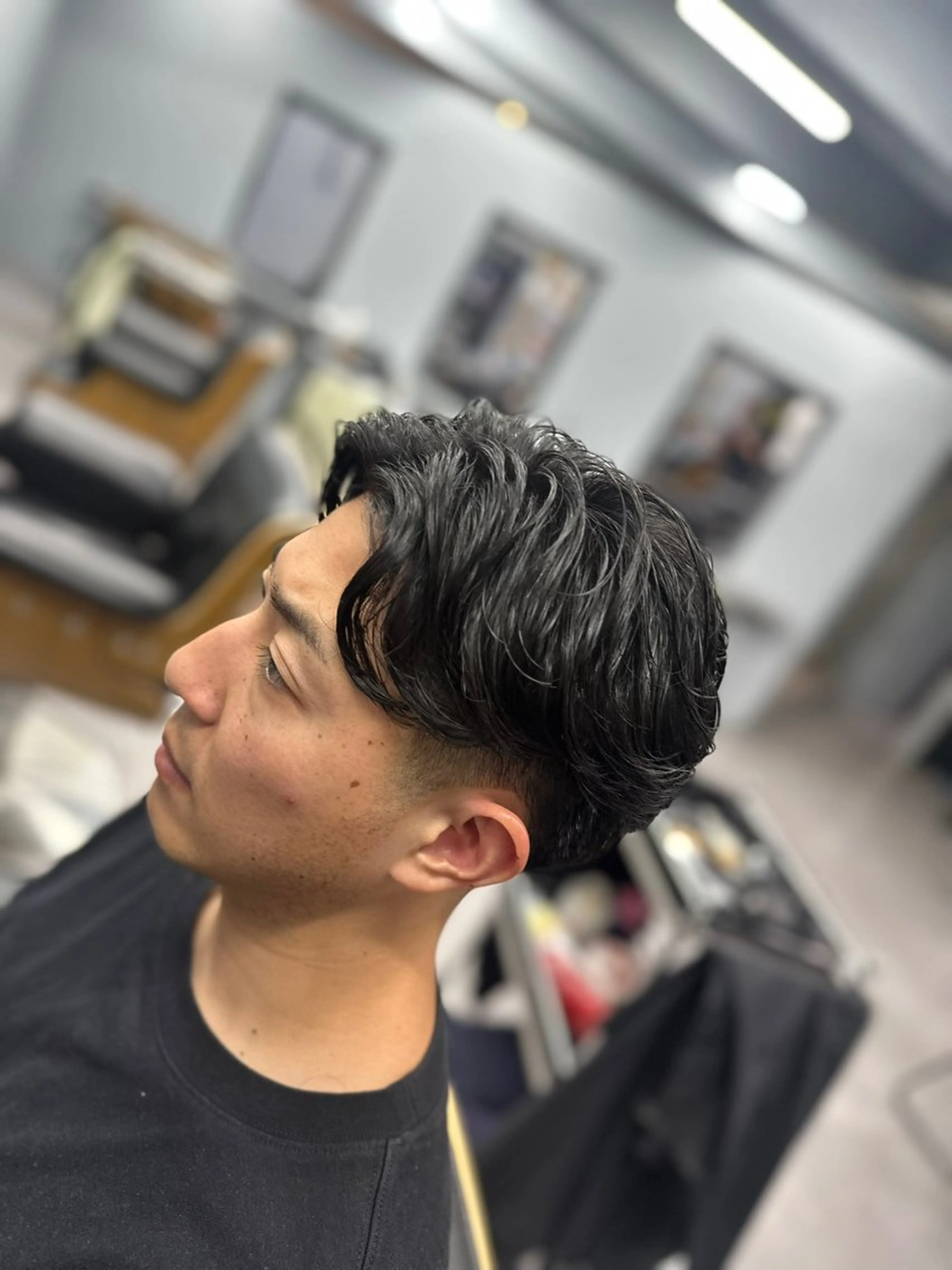 ショート パーマ メンズ センターパート フェードカット メンズパーマ 学生（メンズ向け） メンズツイストパーマ 池袋/フェード /メンズ/のせちのヘアスタイル