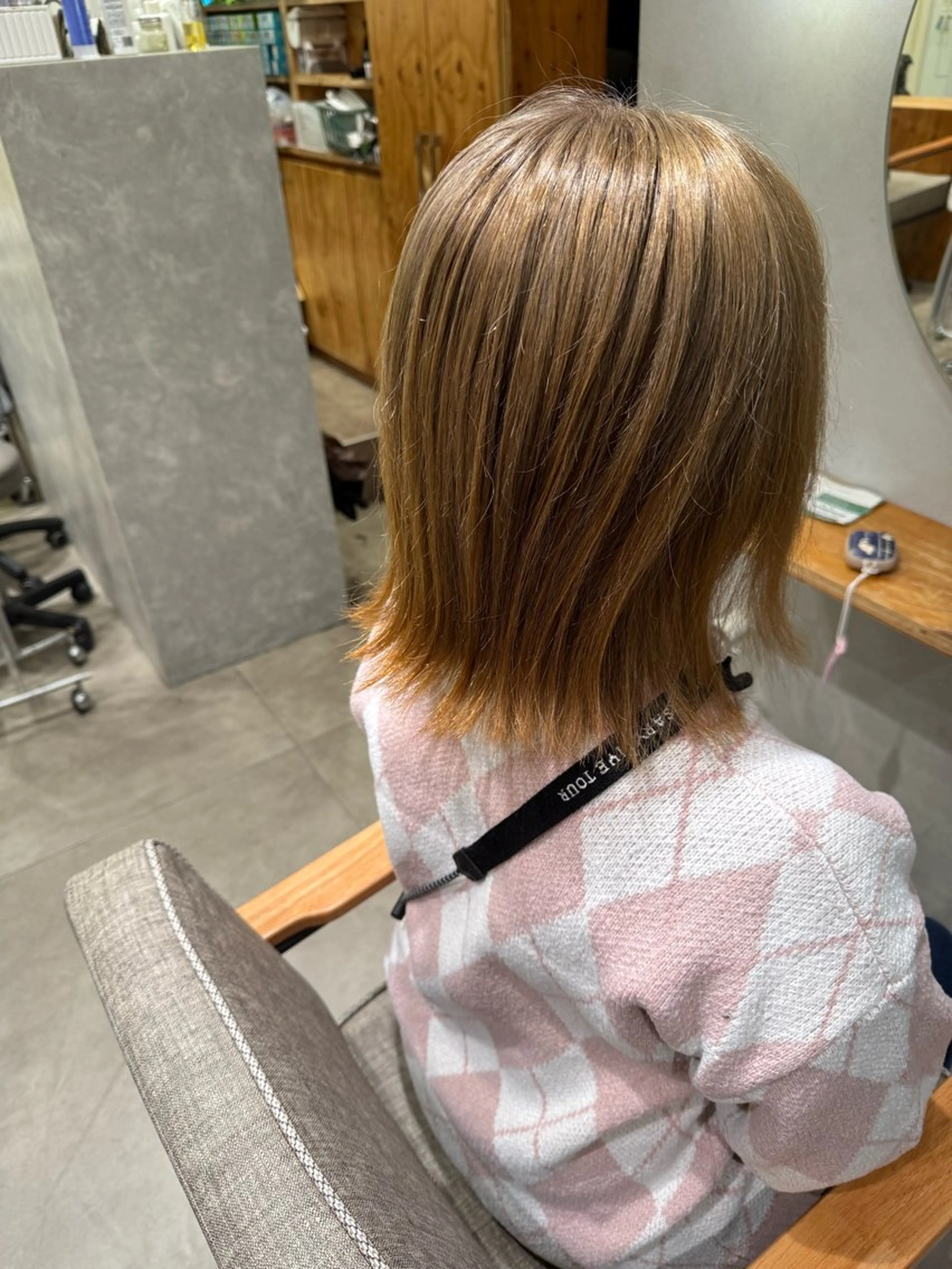 ミディアム ヘアカラー 松平 拓巳のヘアスタイル