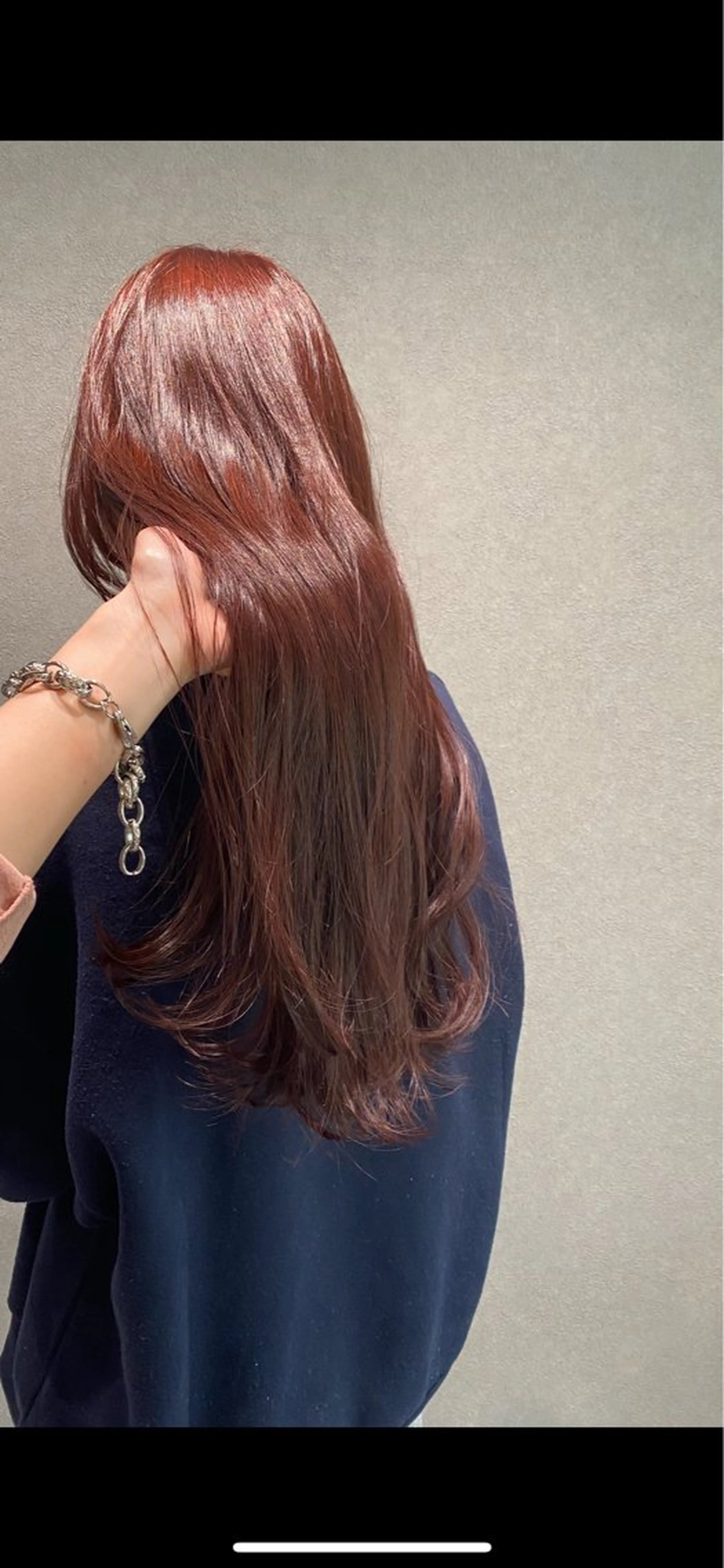 ロング カラー ブラウンカラー レッドカラー レッドブラウン Chouette .ayakaのヘアスタイル