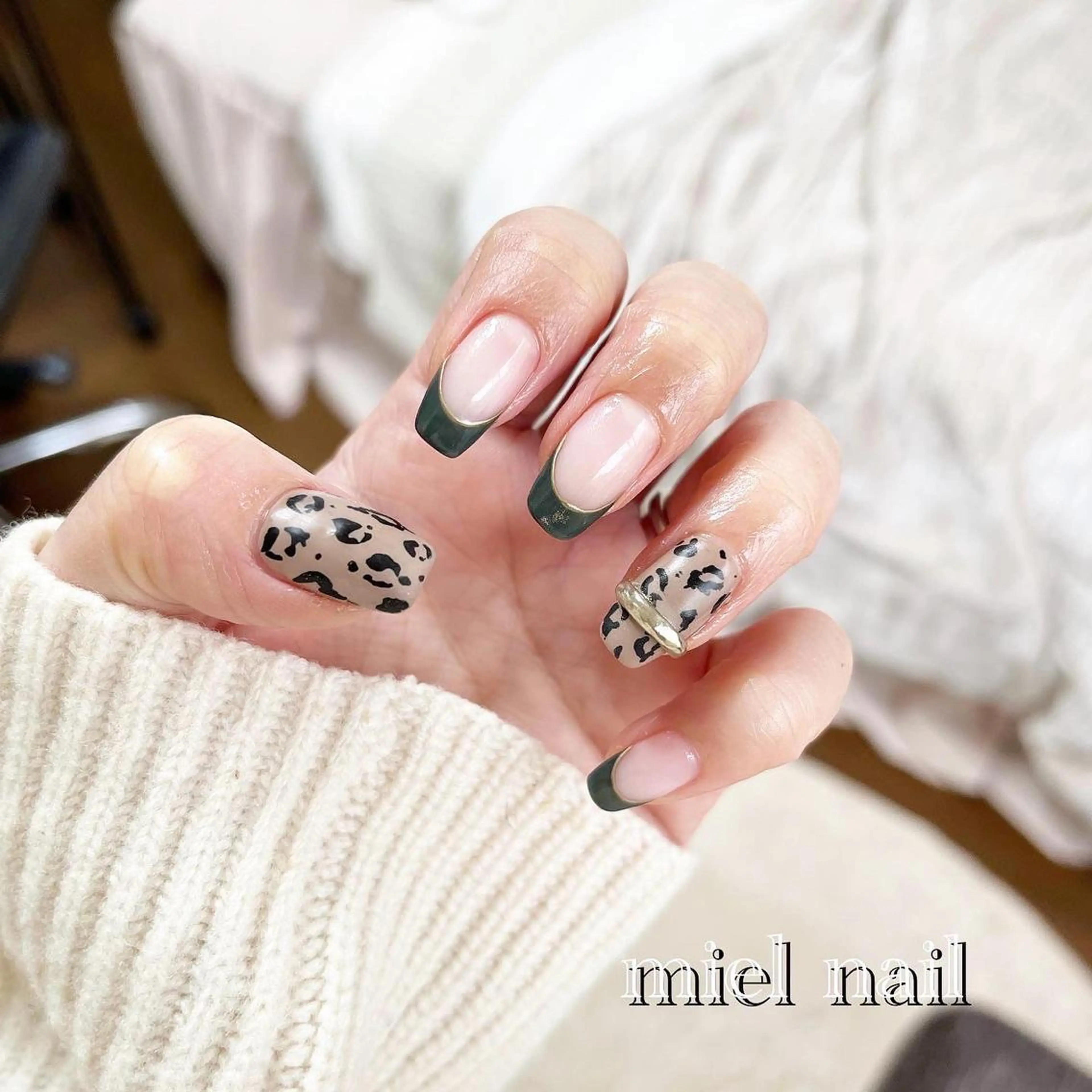 ネイル アニマル柄 フレンチネイル ハンドネイル miel nailのネイルデザイン