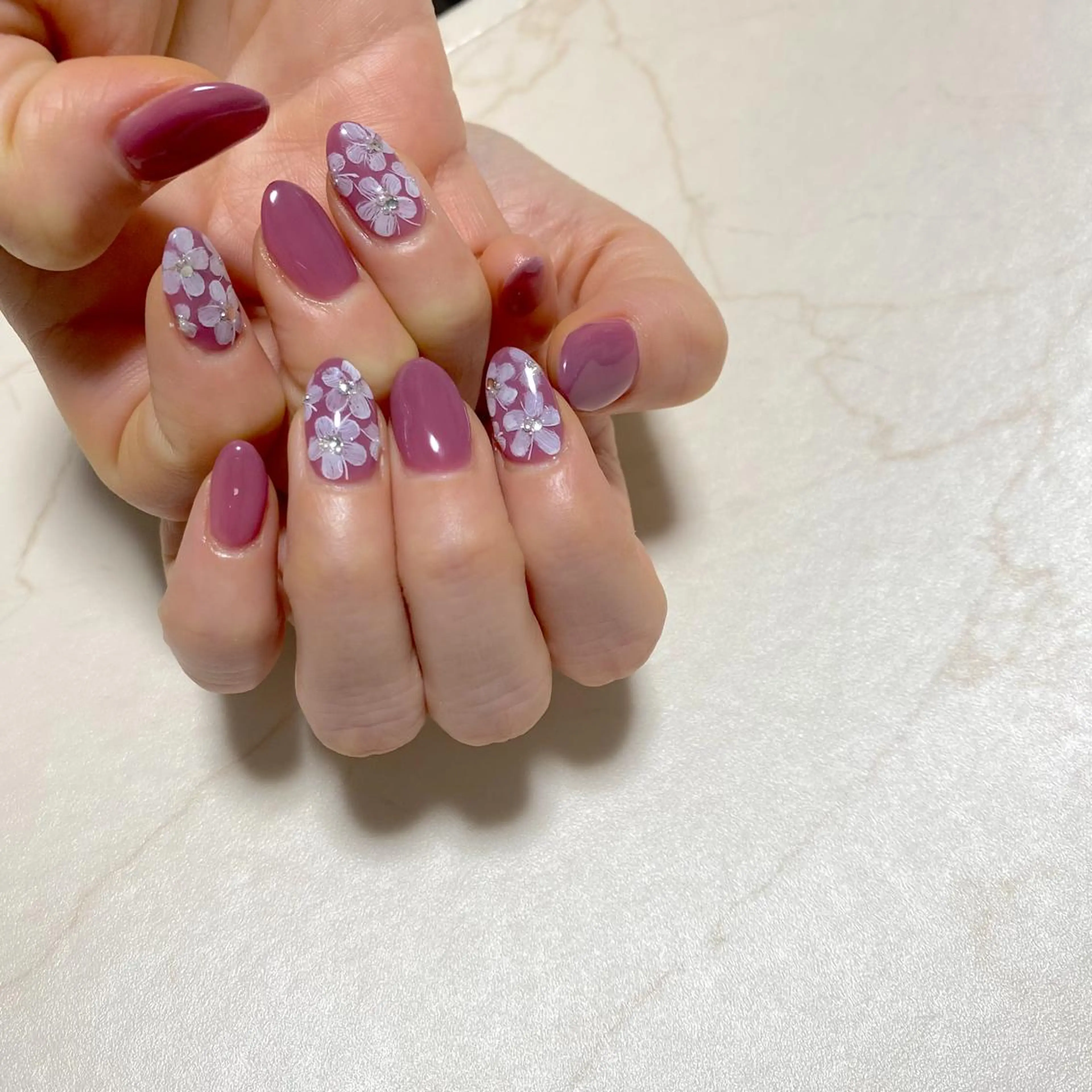 ネイル NAILSALON RandU...のネイルデザイン
