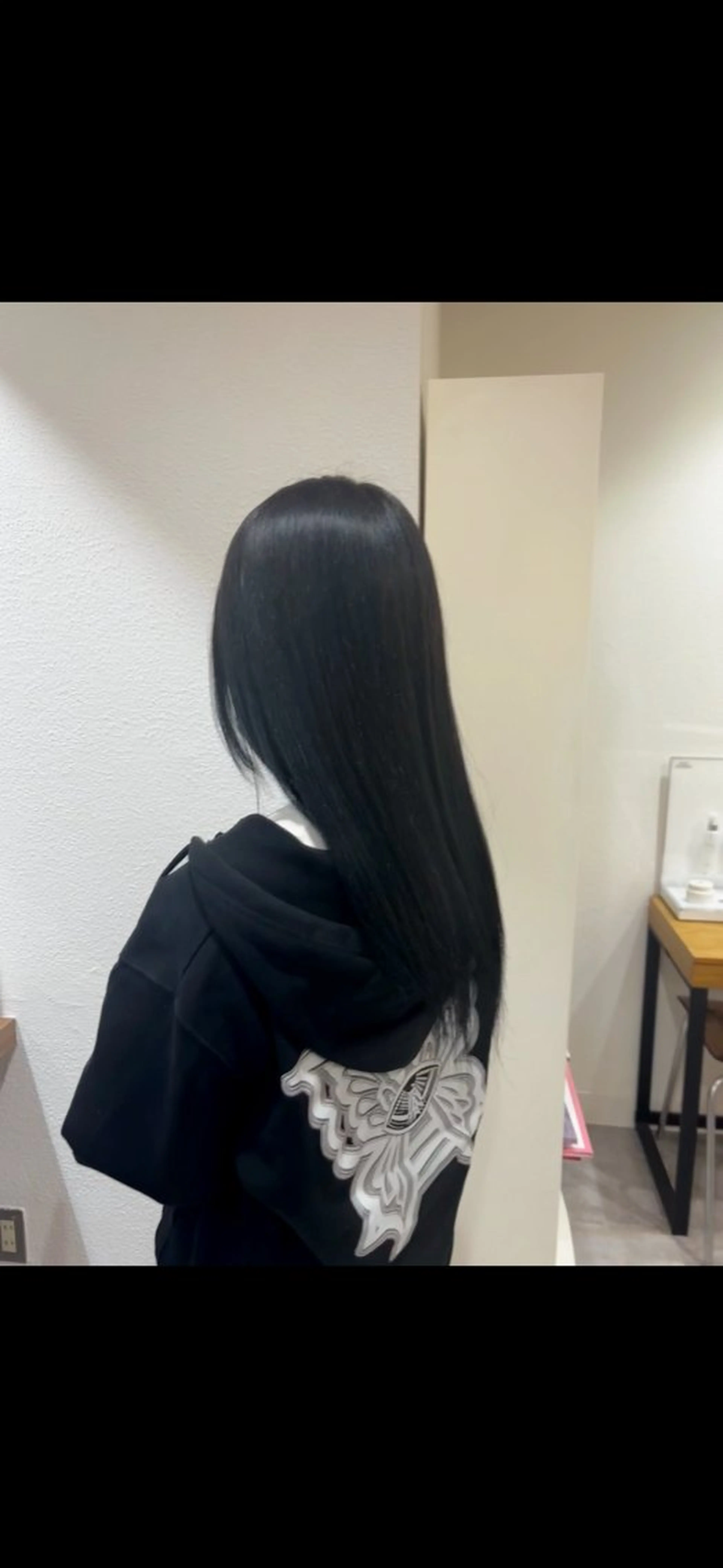 カラー 黒髪 ブルーカラー ブルーブラック 透明感カラー ヘアカラー カラーモデル/ YUKAのヘアスタイル