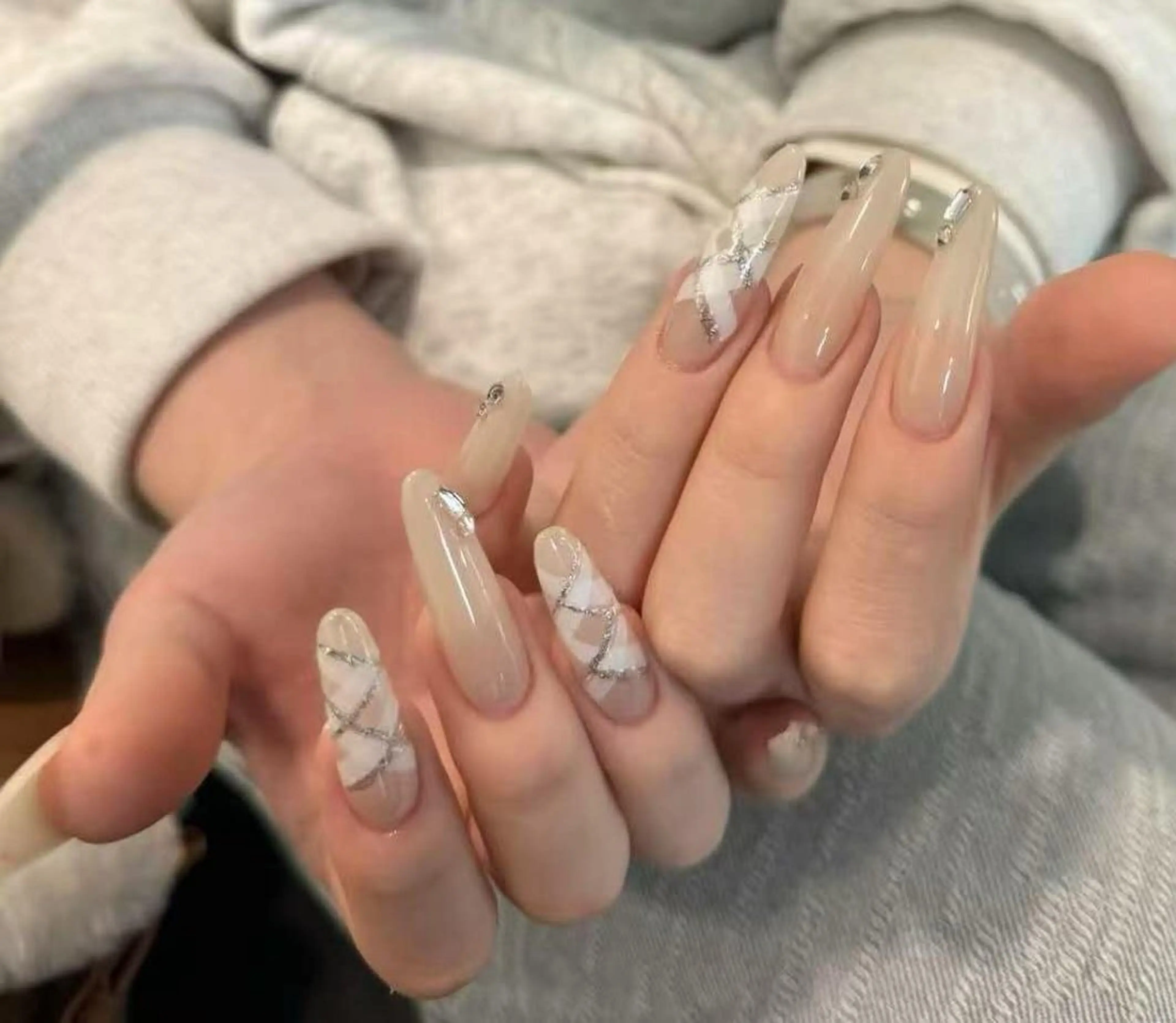 ネイル オーロラネイル フラワーネイル フットネイル フレンチネイル ジェルネイル ハンドネイル 相沢 さやかのネイルデザイン