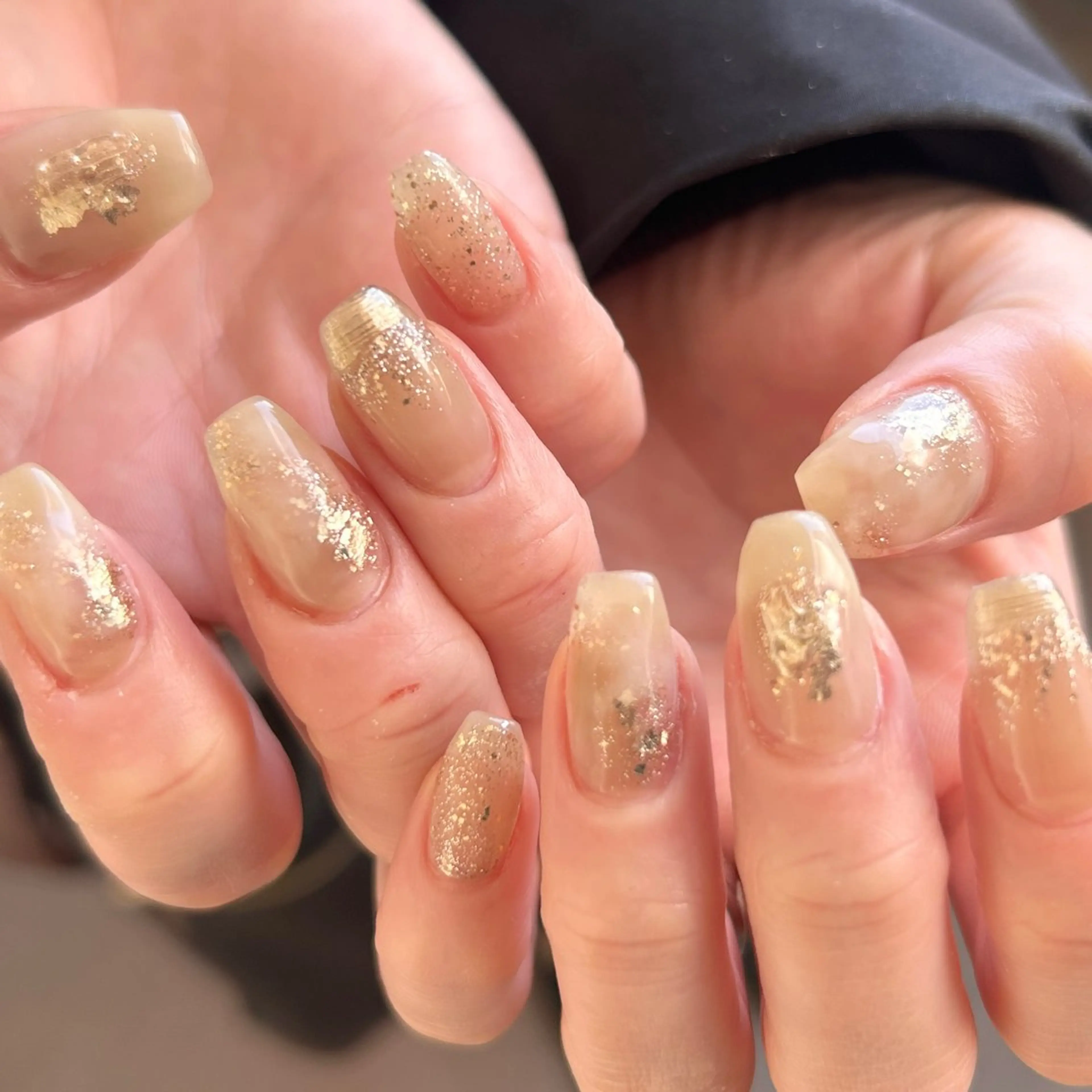 ネイル マグネットネイル ニュアンスネイル Ray. /綺麗目ニュアンスのネイルデザイン