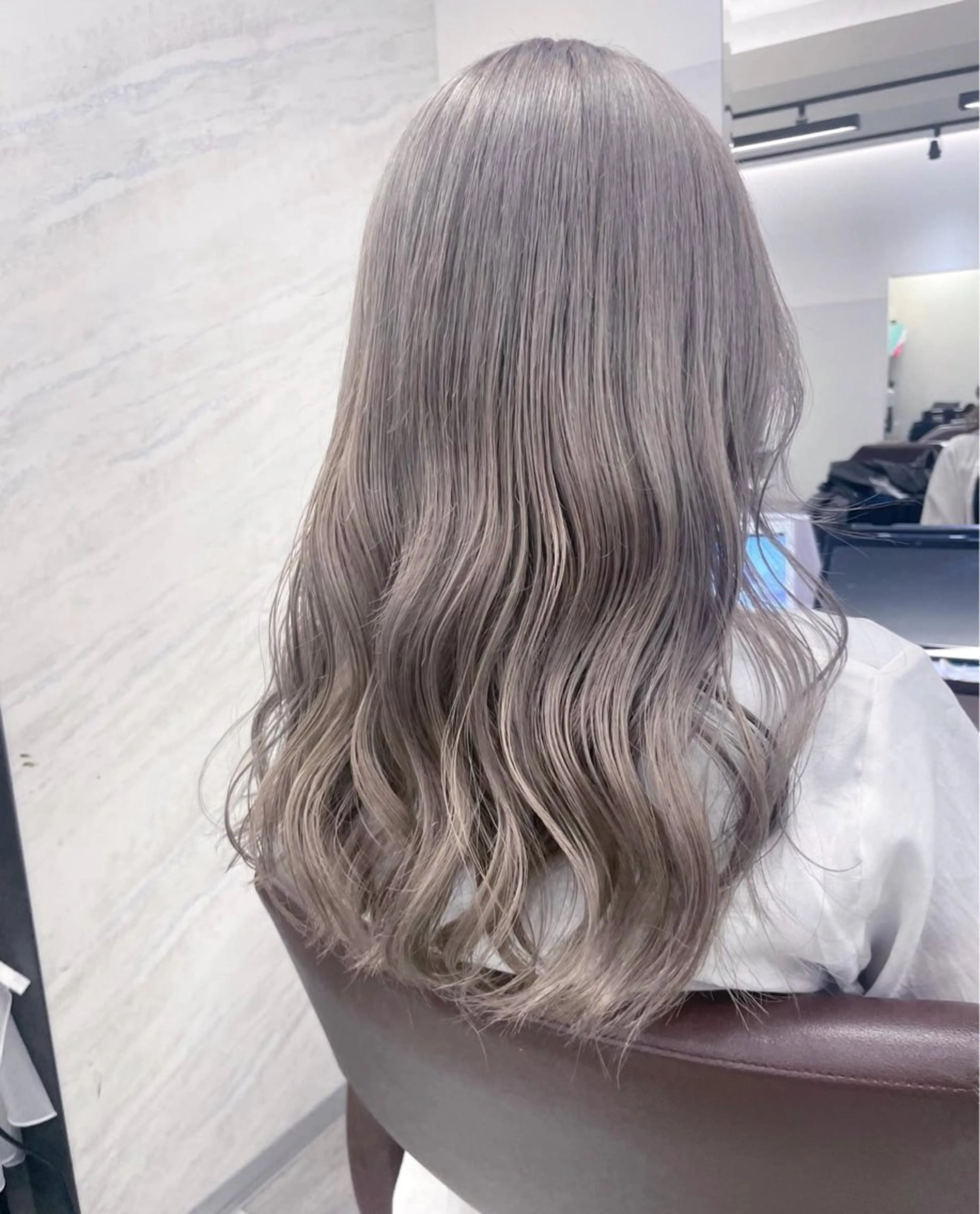 ロング カラー ヘアカラー トリートメント 天神/ハイトーン/艶 カラー/Miharuのヘアスタイル