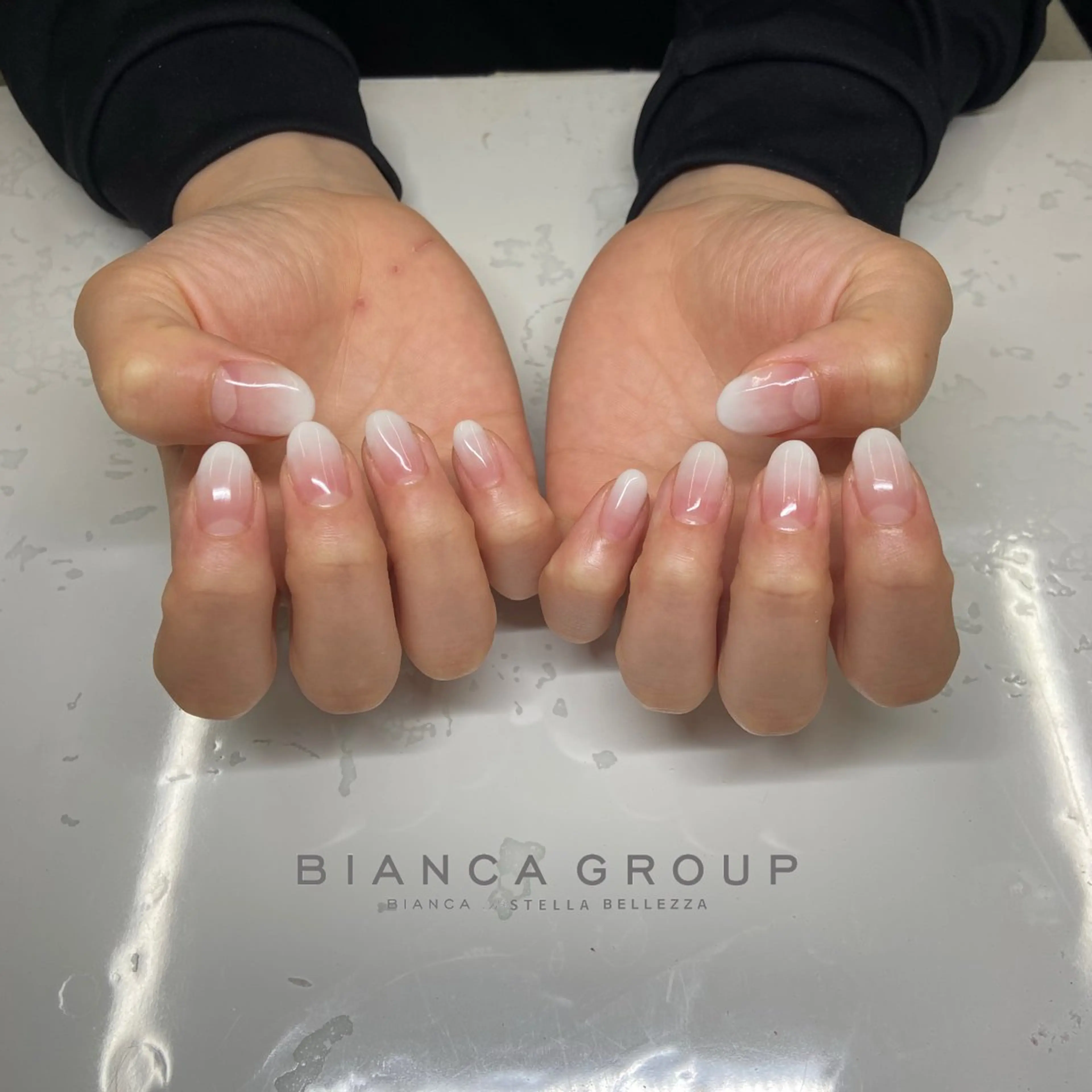 ネイル ハンドネイル Bianca 若松 颯菜のネイルデザイン