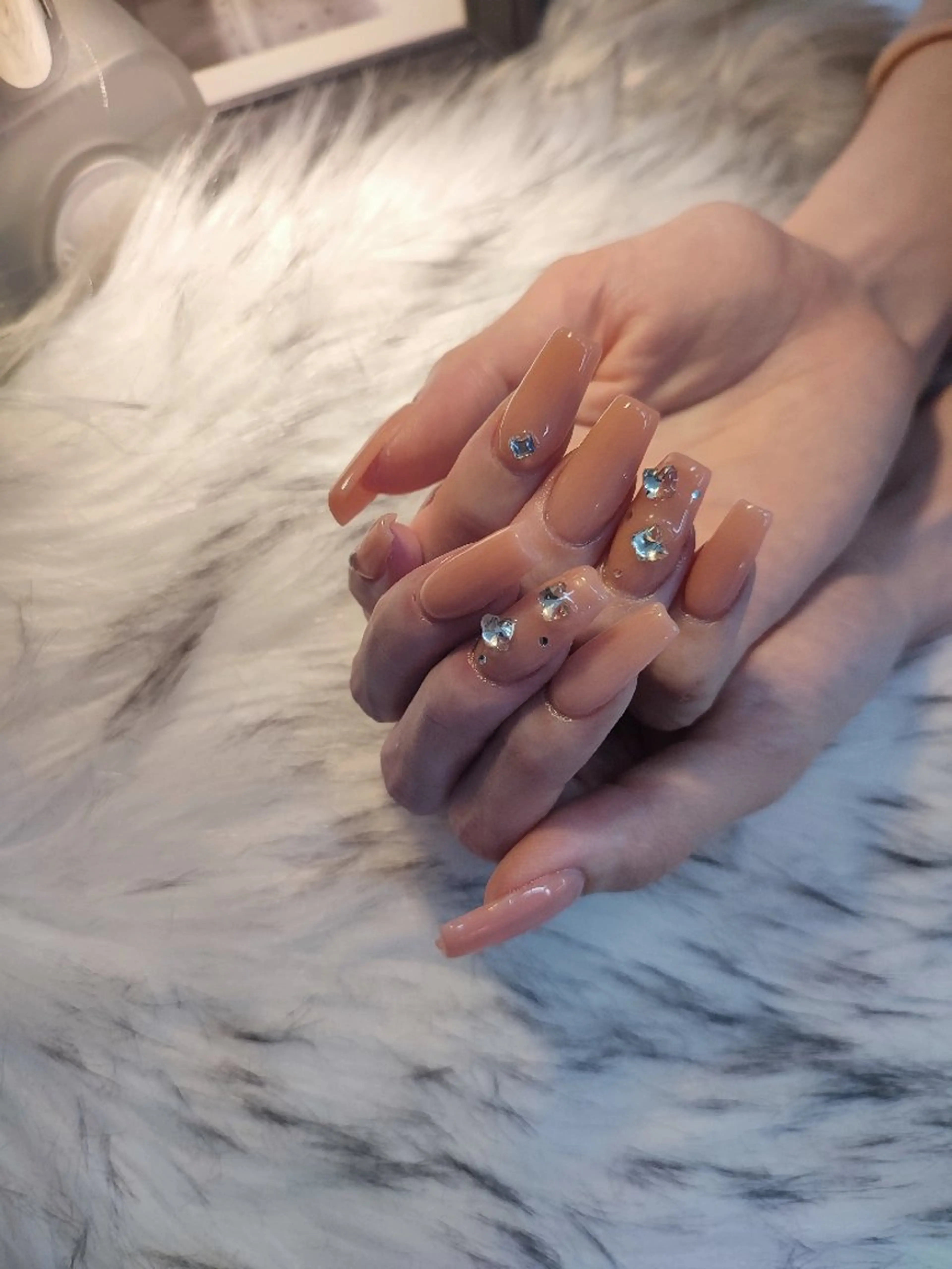 ネイル ハンドネイル RUNWAY 　　の眉毛・アイブロウイメージ