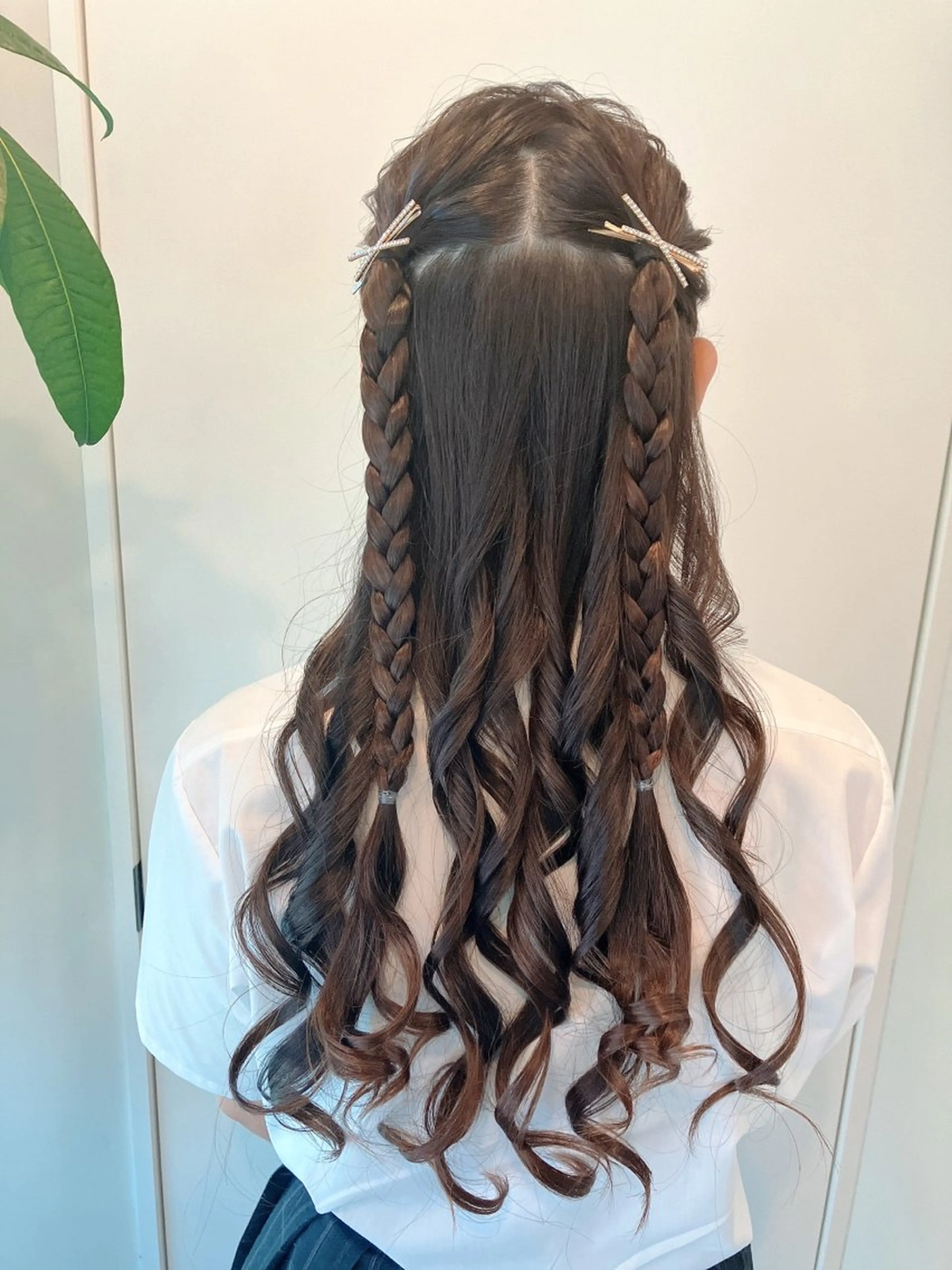ヘアアレンジ 三つ編み 卒業式のヘアスタイル Hair&Make Nahoのマツエク・マツパデザイン