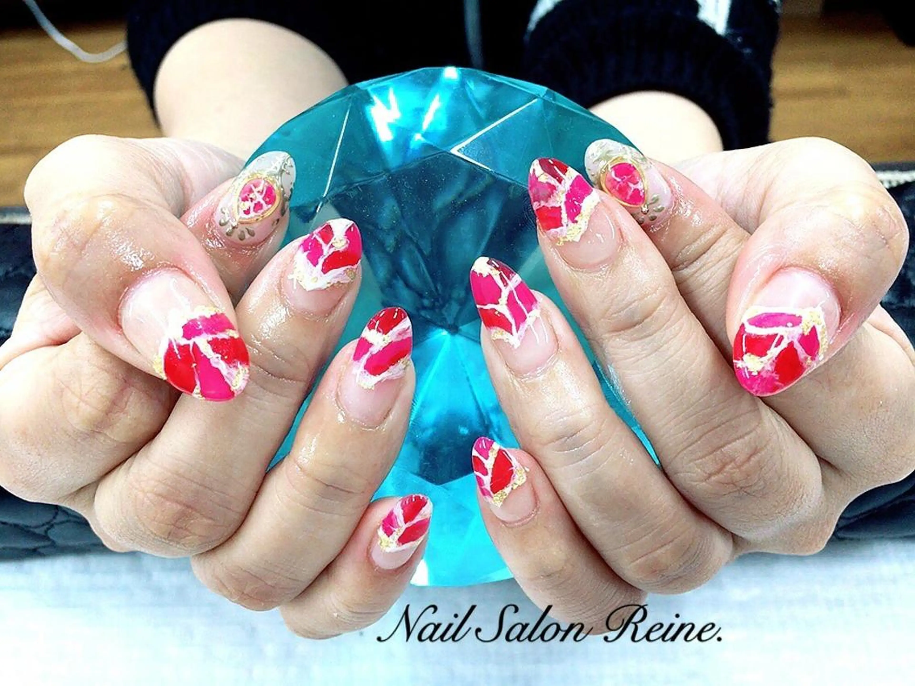 ネイル Nailsalon Reine所属・玉栄 伶奈のネイルデザイン