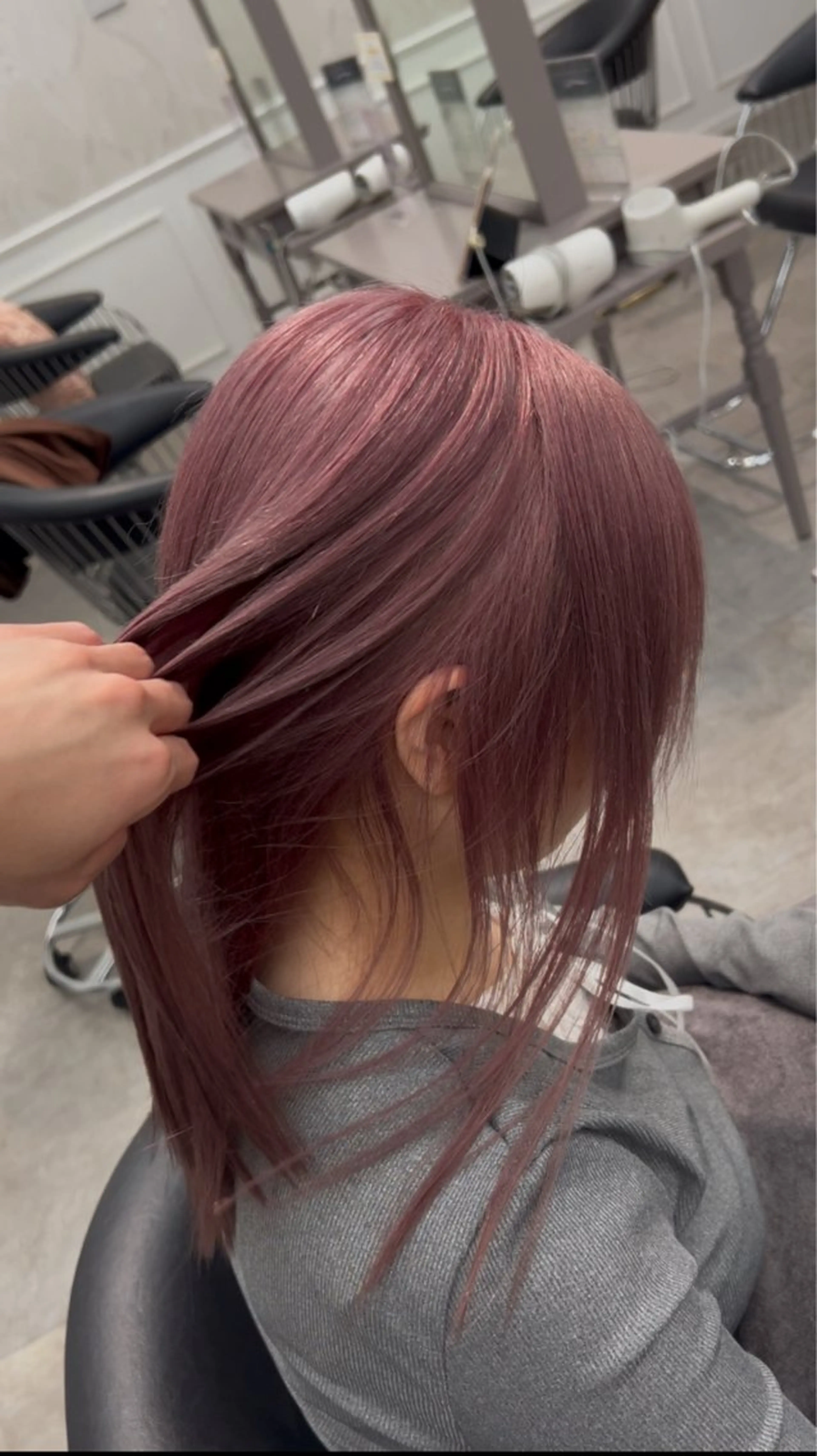 セミロング 大阪/縮毛矯正 /ベージュ/はやとのヘアスタイル