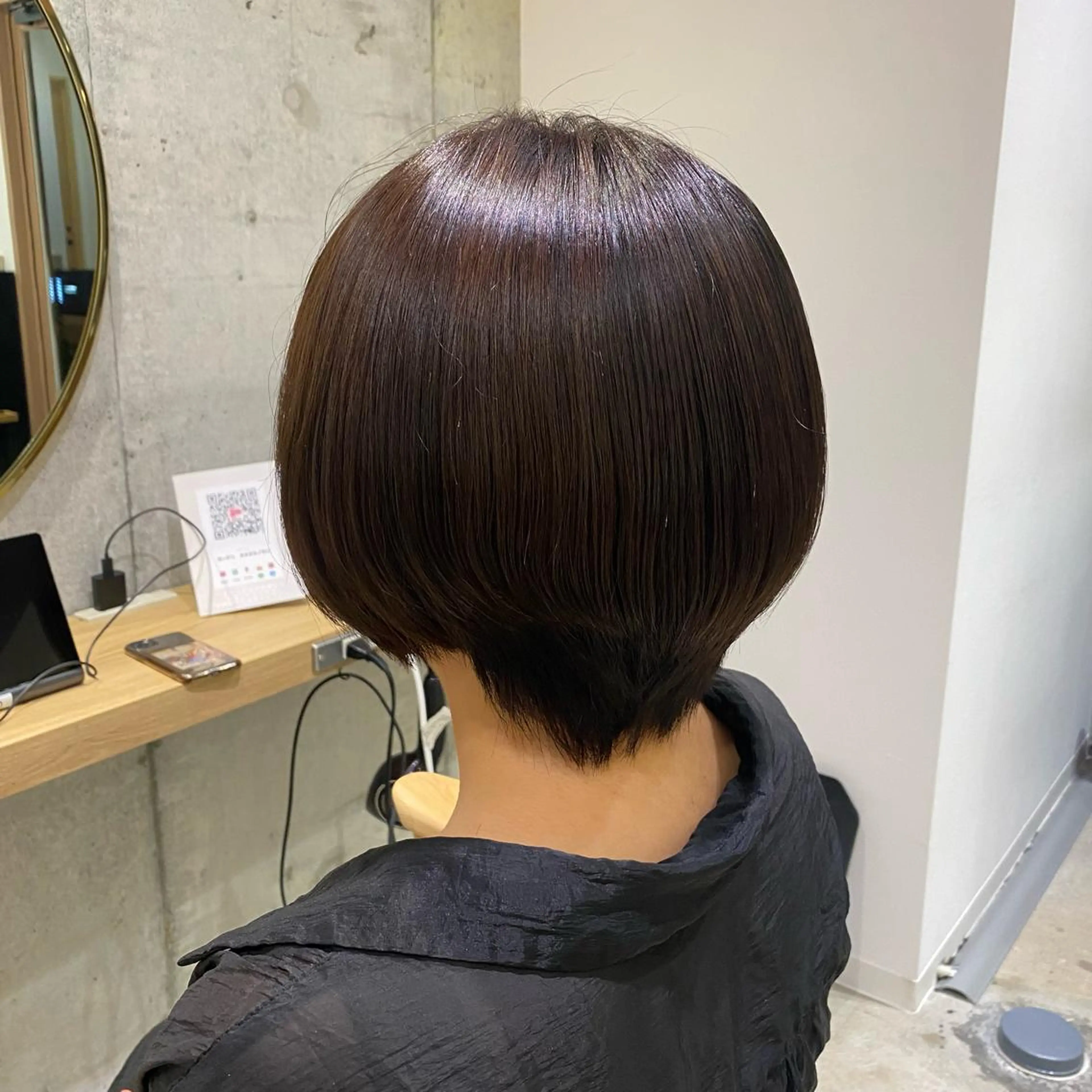 ショート カラー ブラウンカラー パープルカラー fumi🪞血色感 アップ艶カラーのヘアスタイル